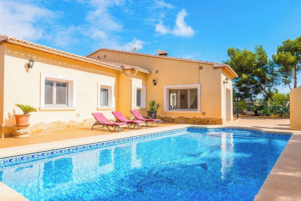 Villa (3 Bedrooms)