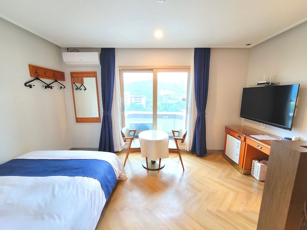 Corner Double Room photo 2