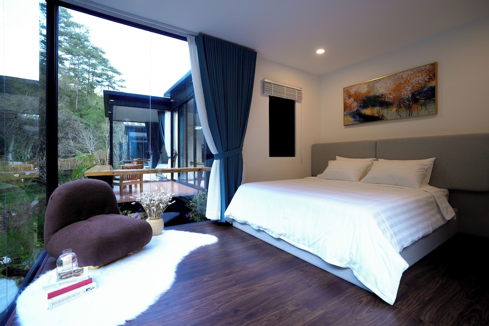 Suite, Lake View photo 2