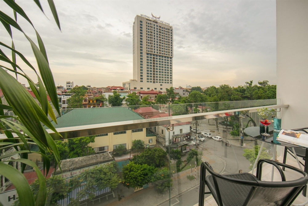 Deluxe Double or Twin Room, Balcony photo 3