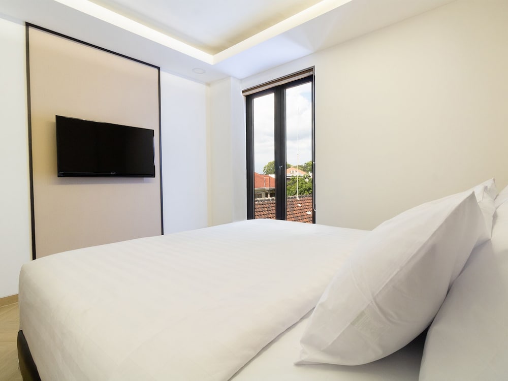 Deluxe Room - Photo 2