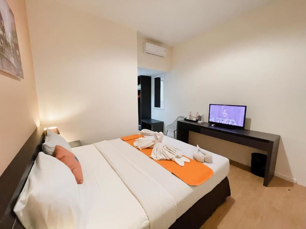 Superior Double or Twin Room - Photo 6