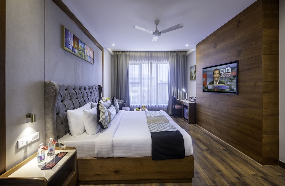 Executive Room