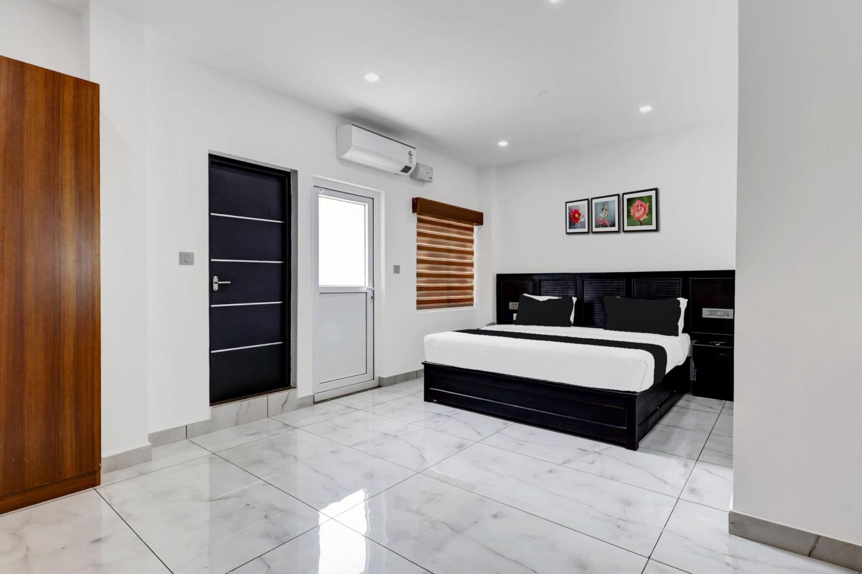 Standard Double Room photo 2