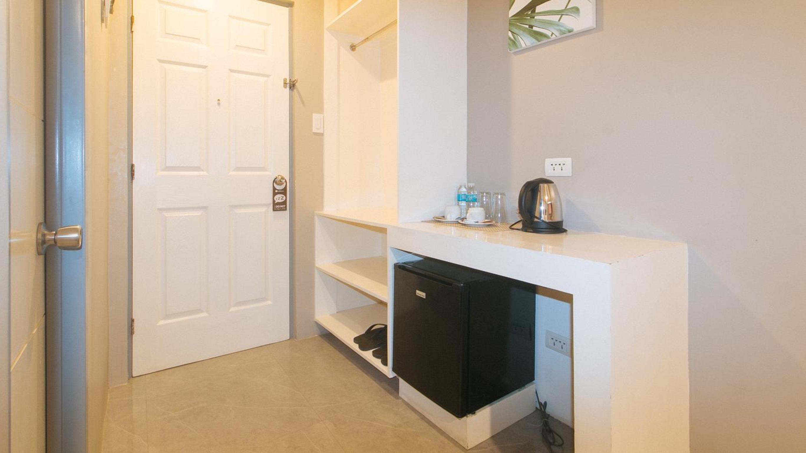 Quadruple Room - Photo 9