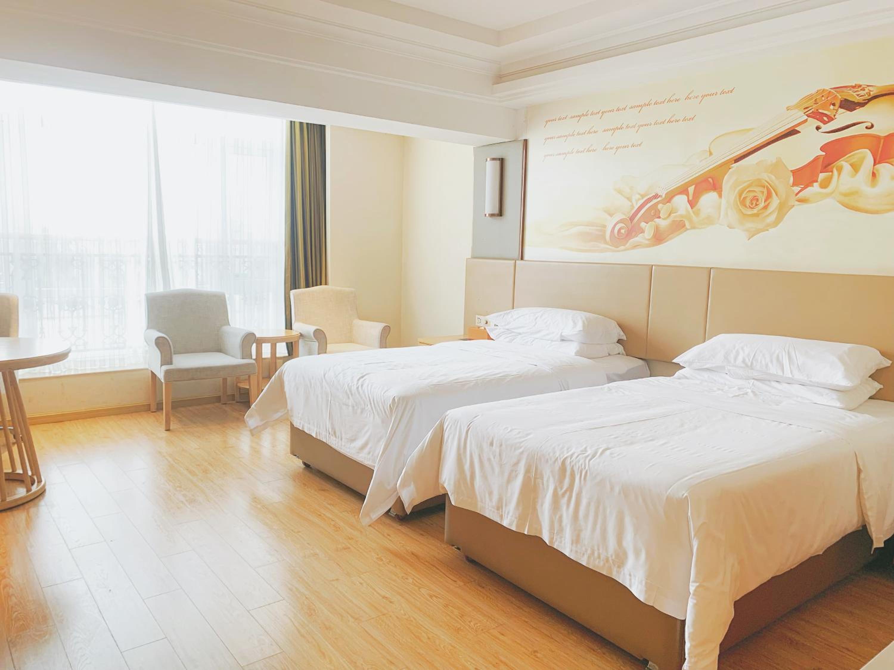 Deluxe Twin Room photo 3
