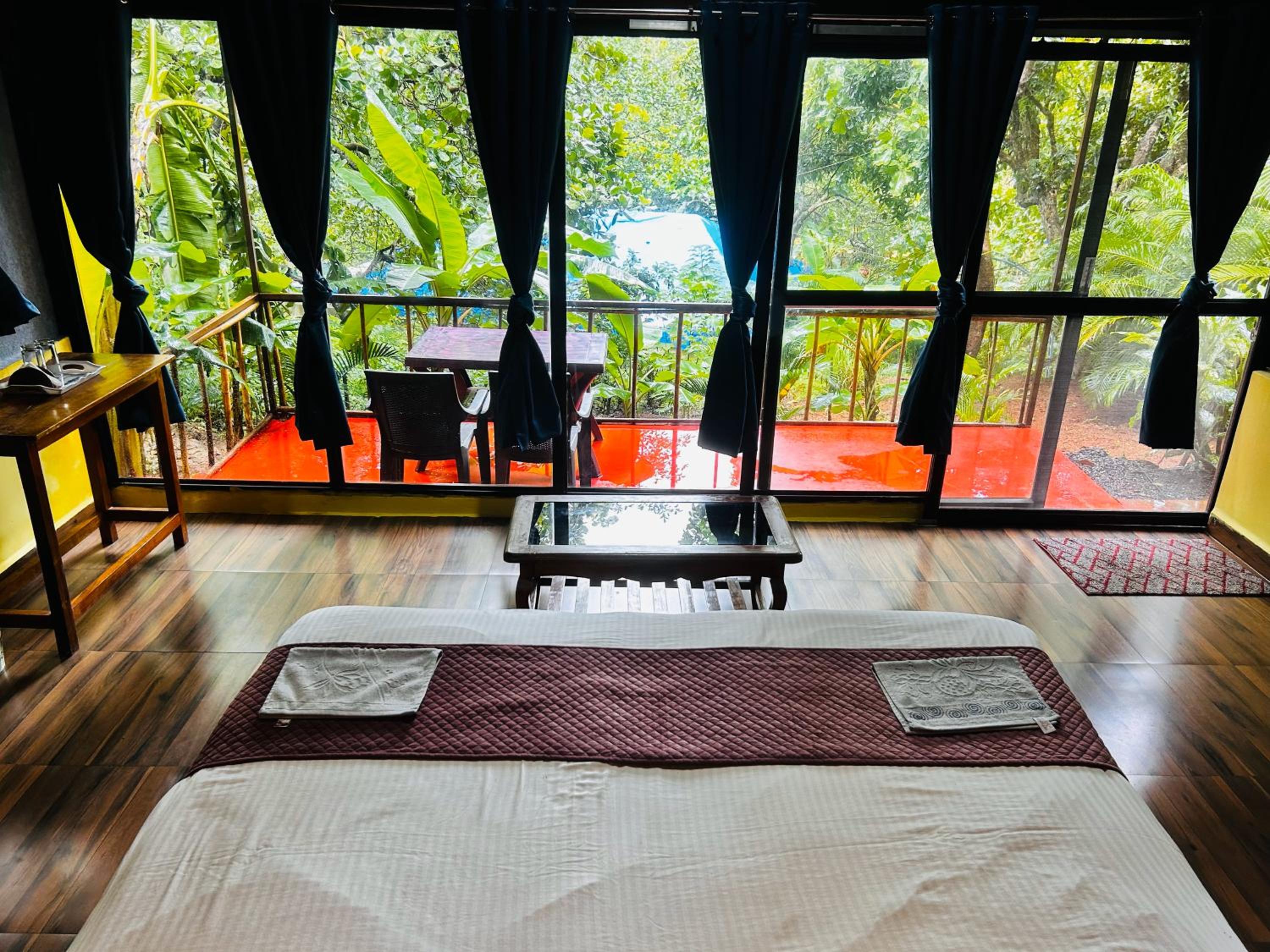 Double Room With Lake View