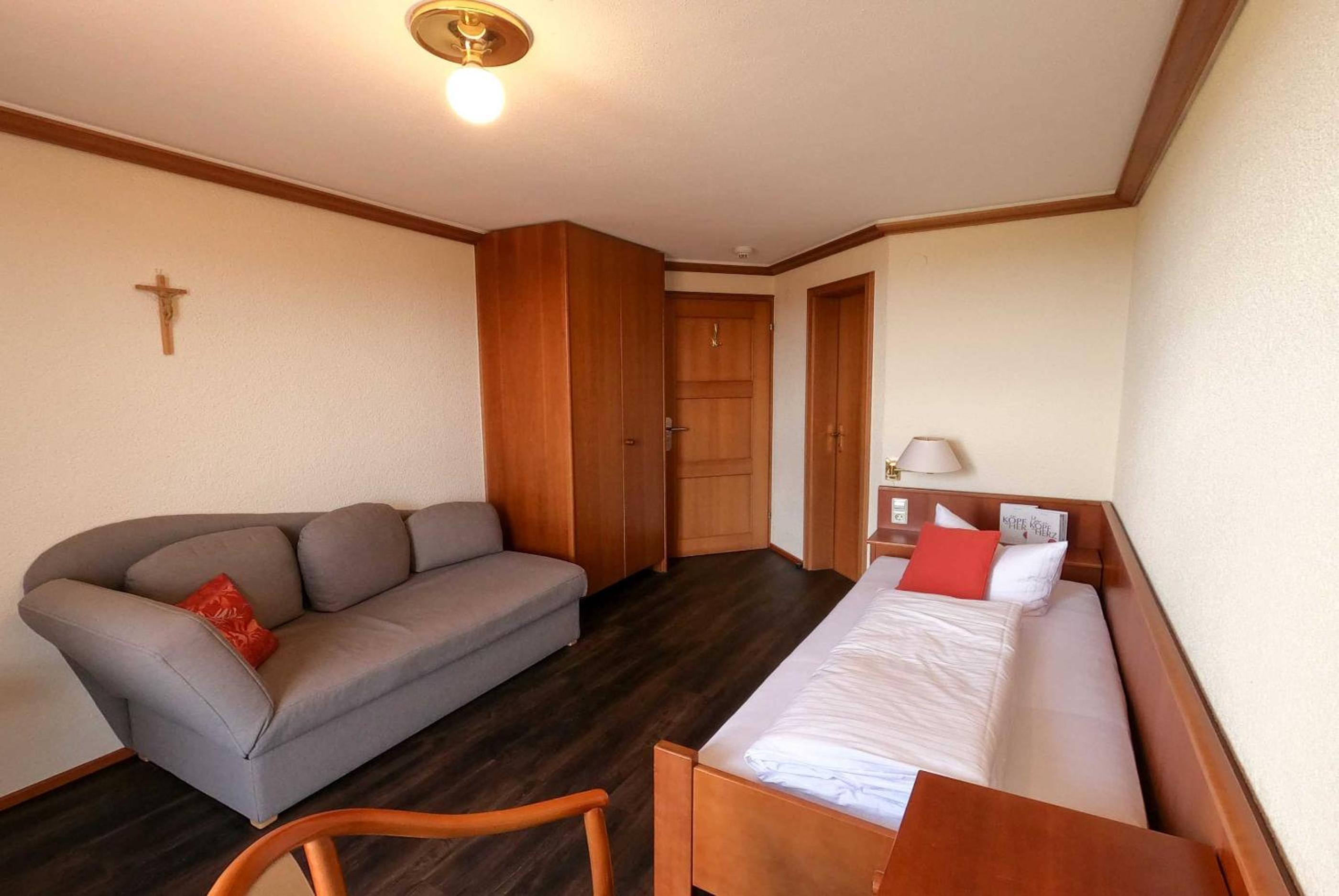 Standard Single Room with Sauna