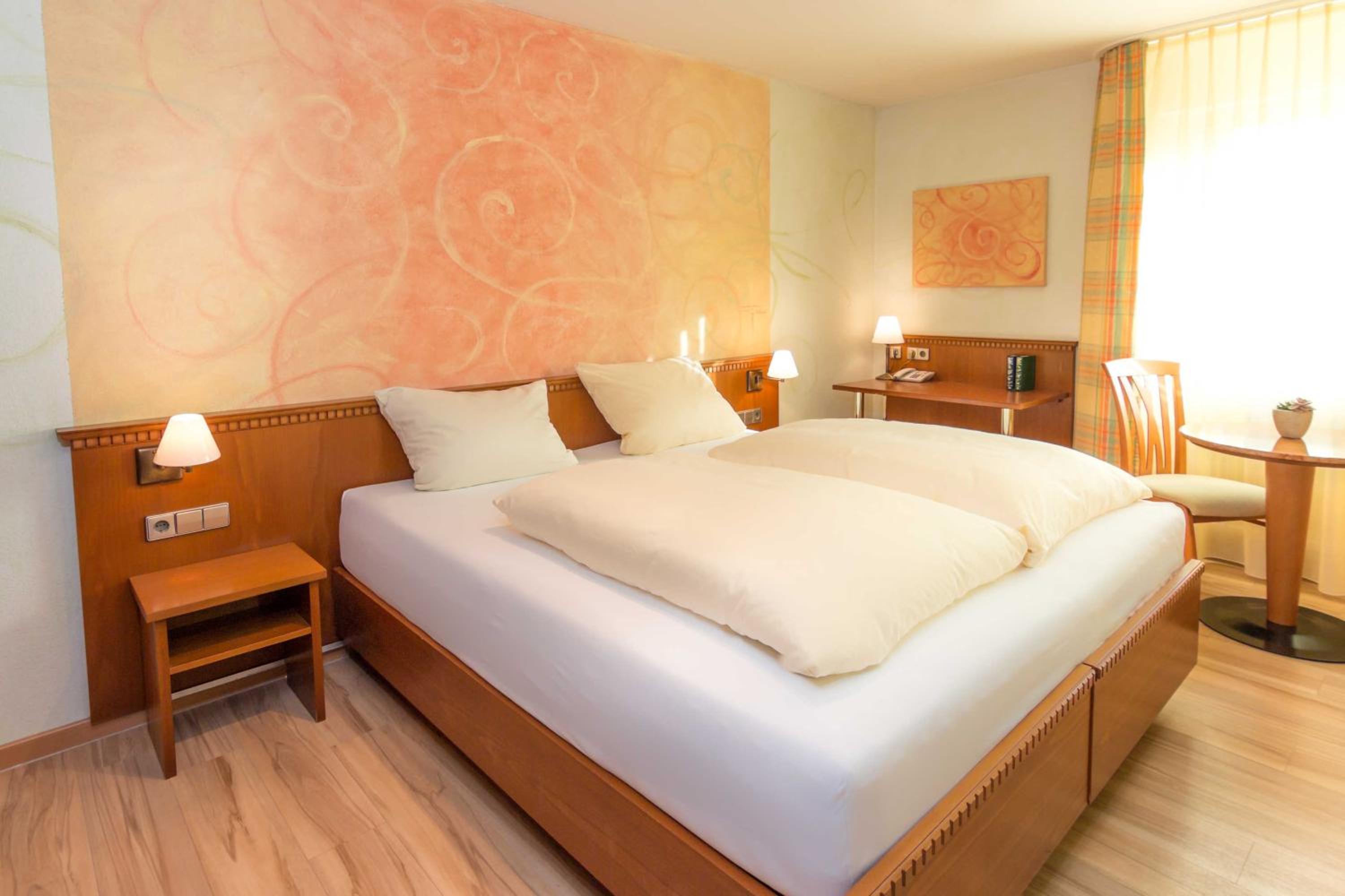 Deluxe Double Room With Shower