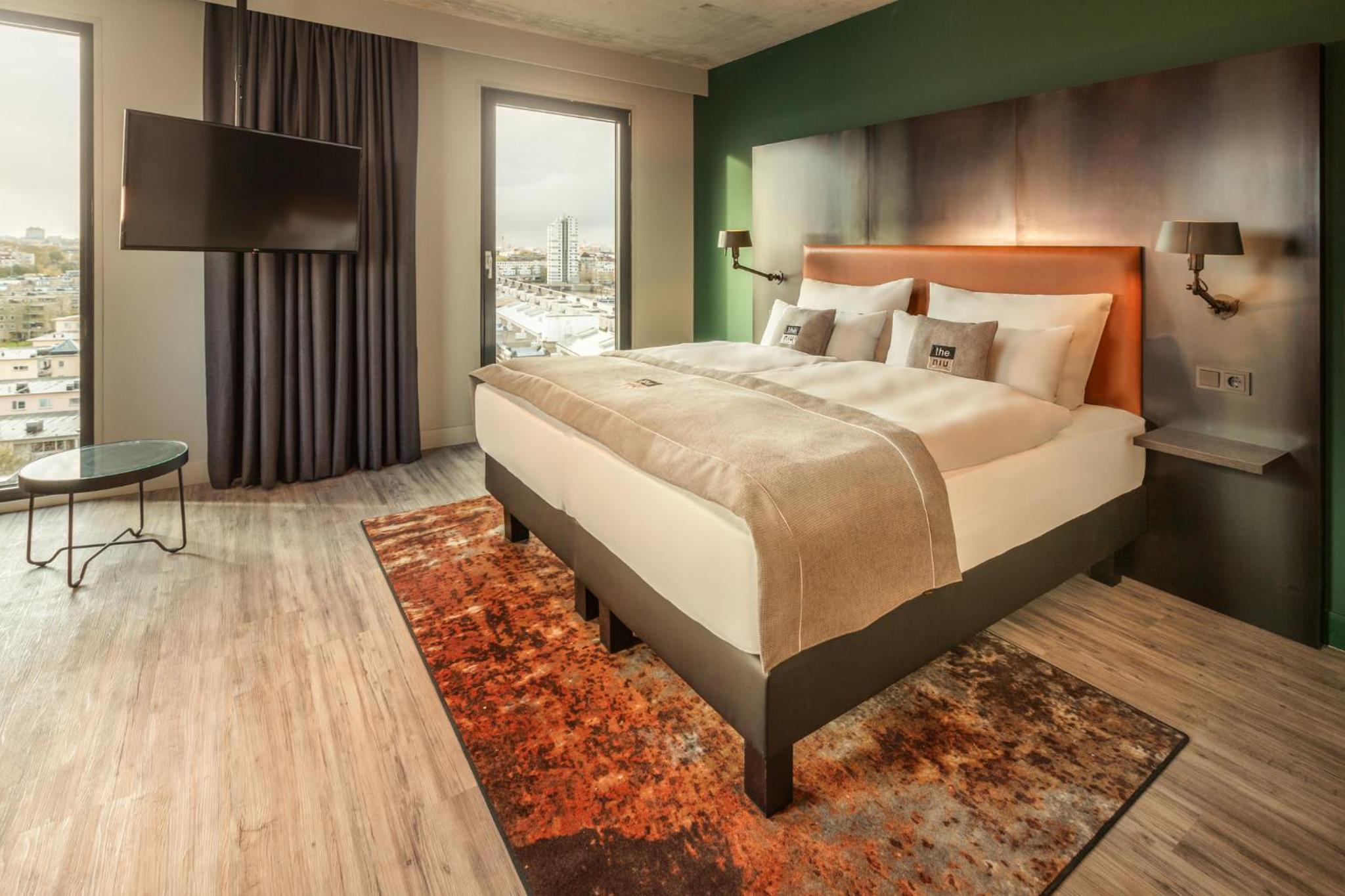 Premium Queen Room photo 1