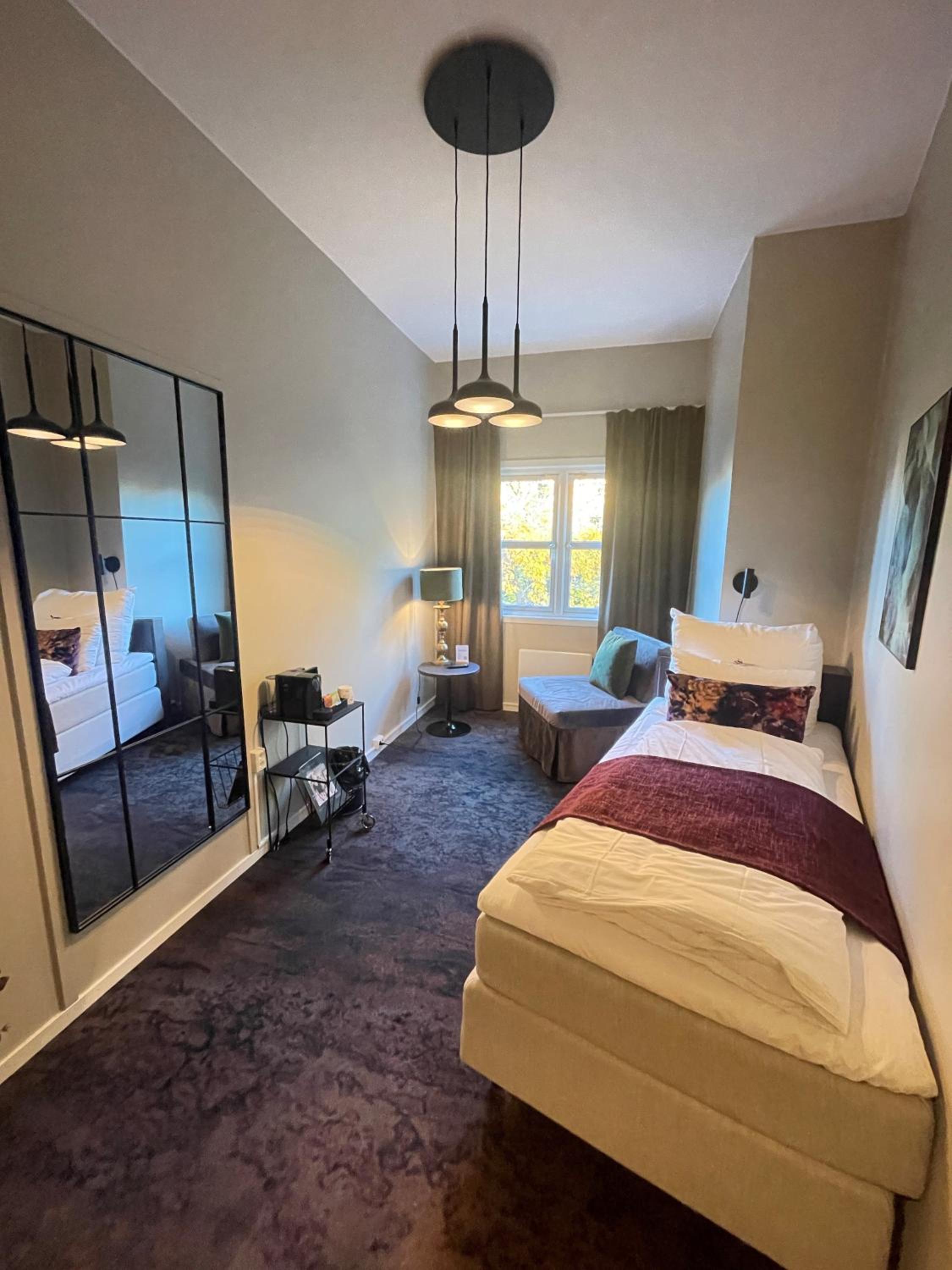 Single Room photo 2
