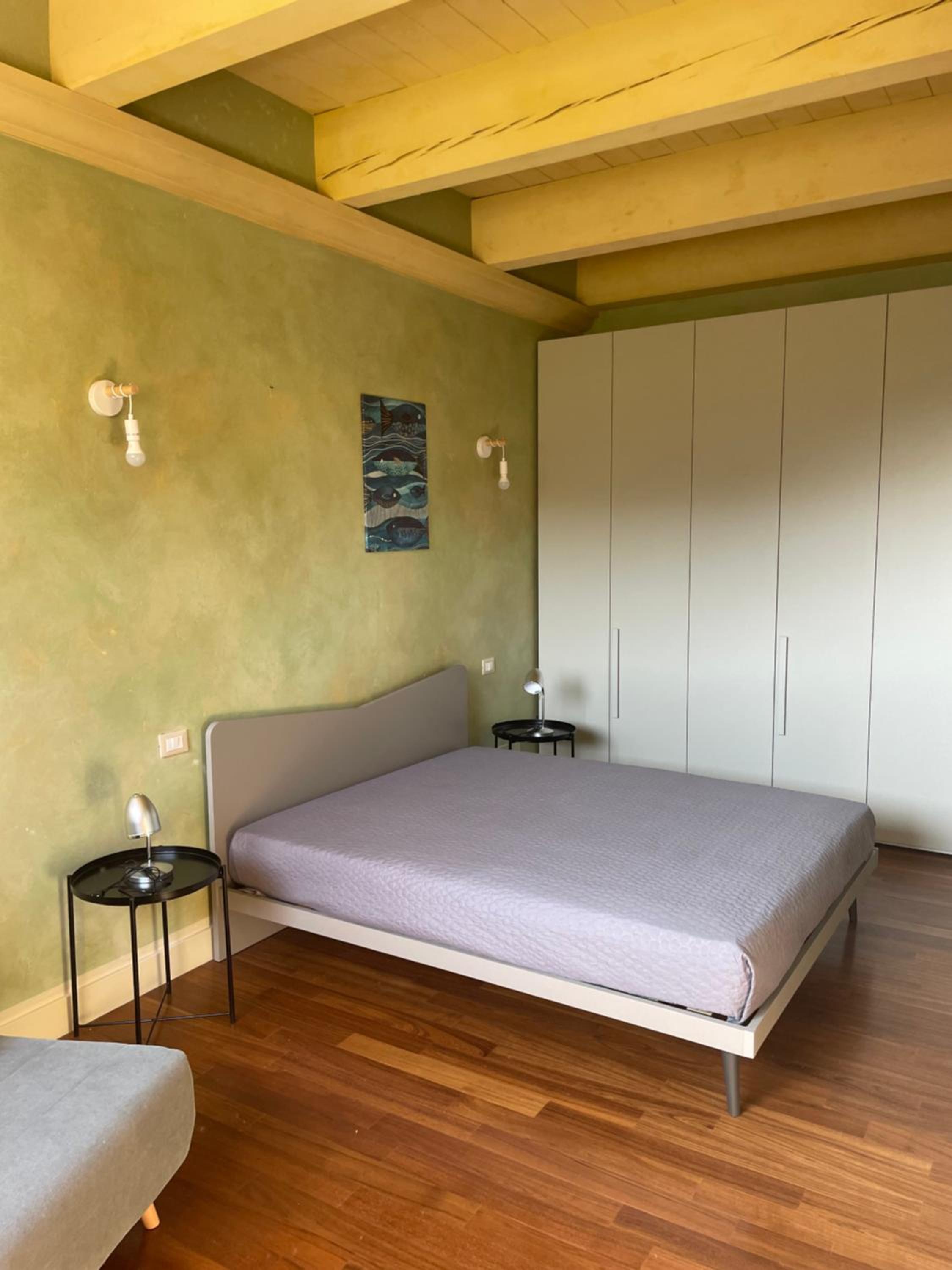Deluxe One-Bedroom Apartment with Garden View