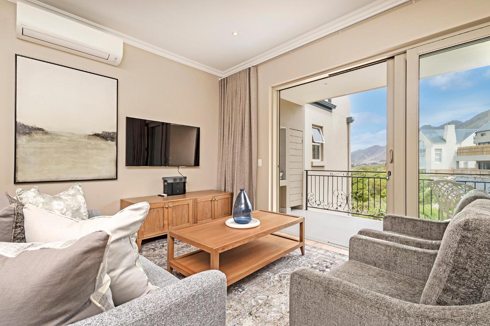 Two-Bedroom Villa photo 1