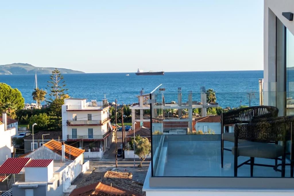 Apartment with View and Balcony photo 3