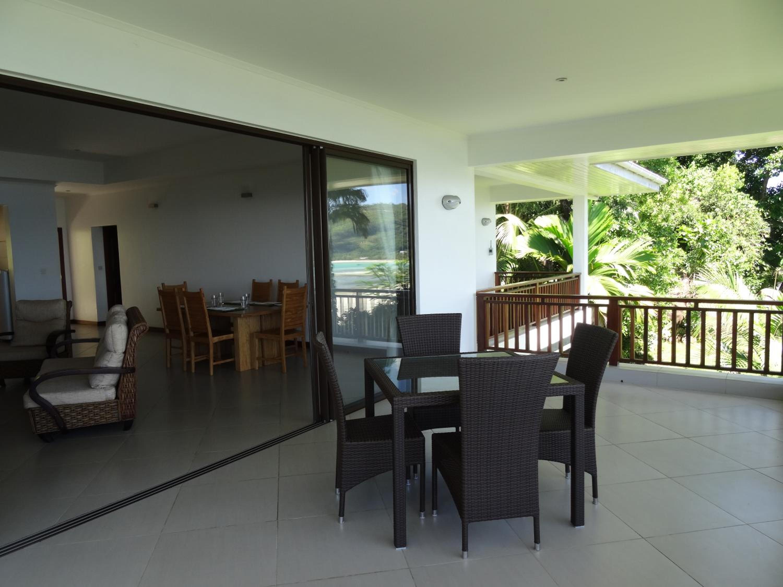 Deluxe Two-Bedroom Villa - Photo 15