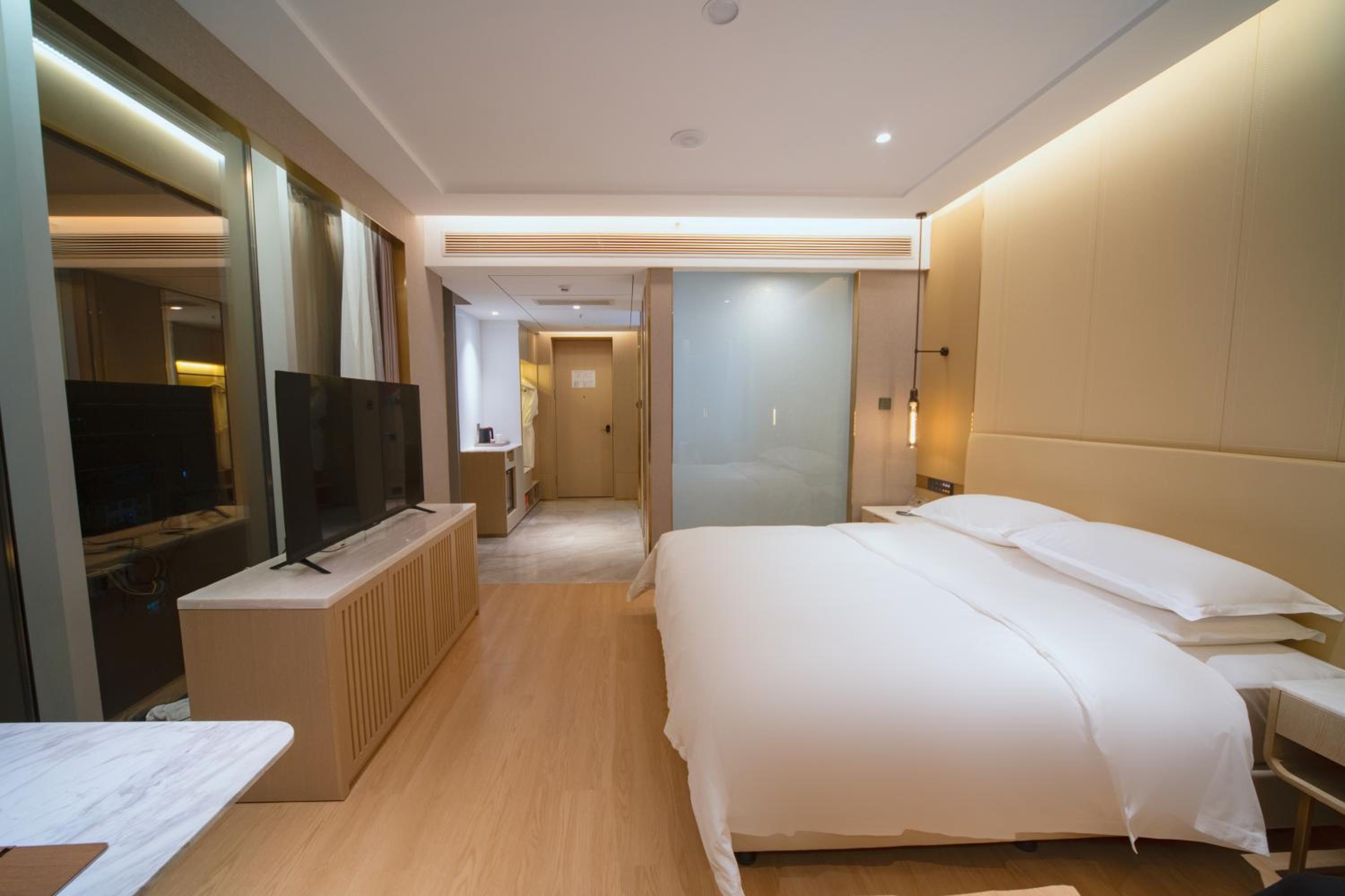 Executive King Room