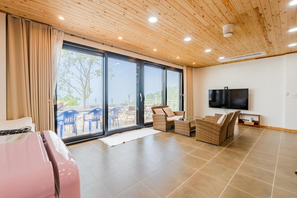 One-Bedroom Villa photo 3