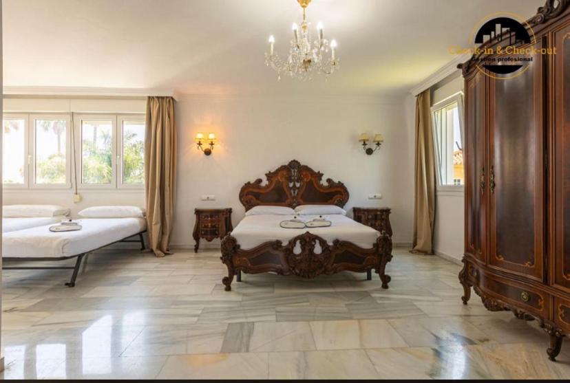 Villa con piscina privada