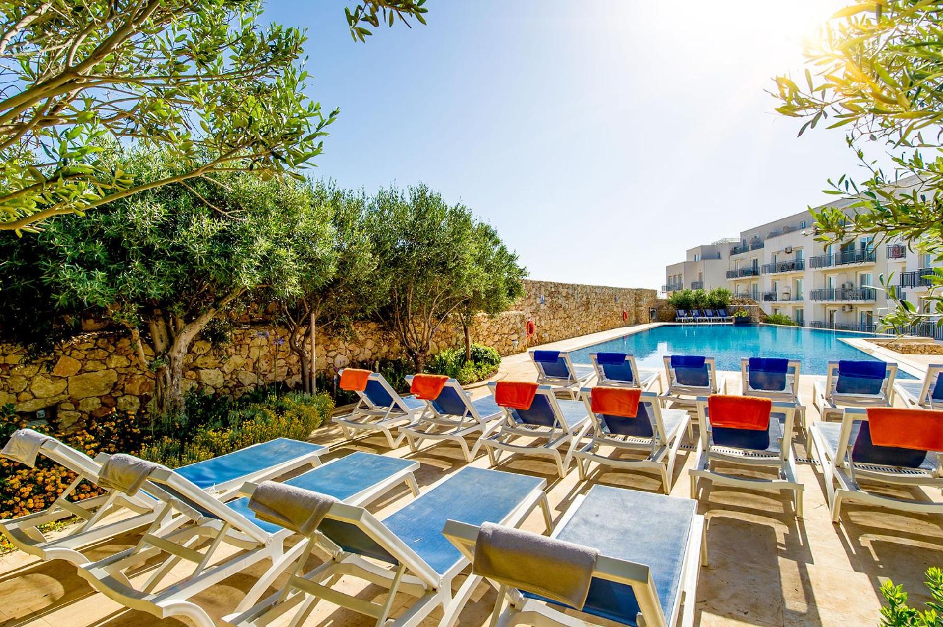Three-Bedroom Apartment with Balcony and Pool View photo 2