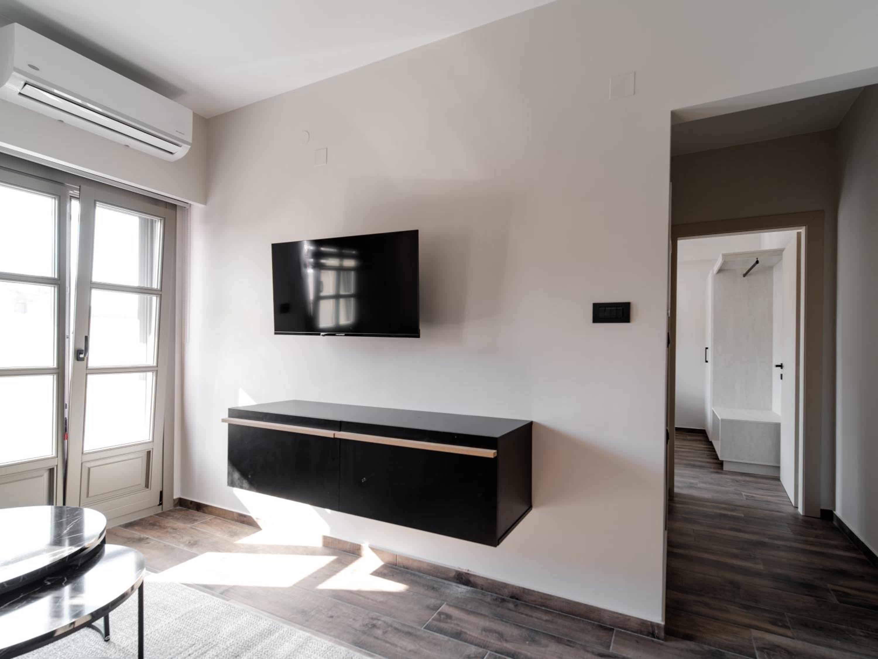 Deluxe Apartment photo 3