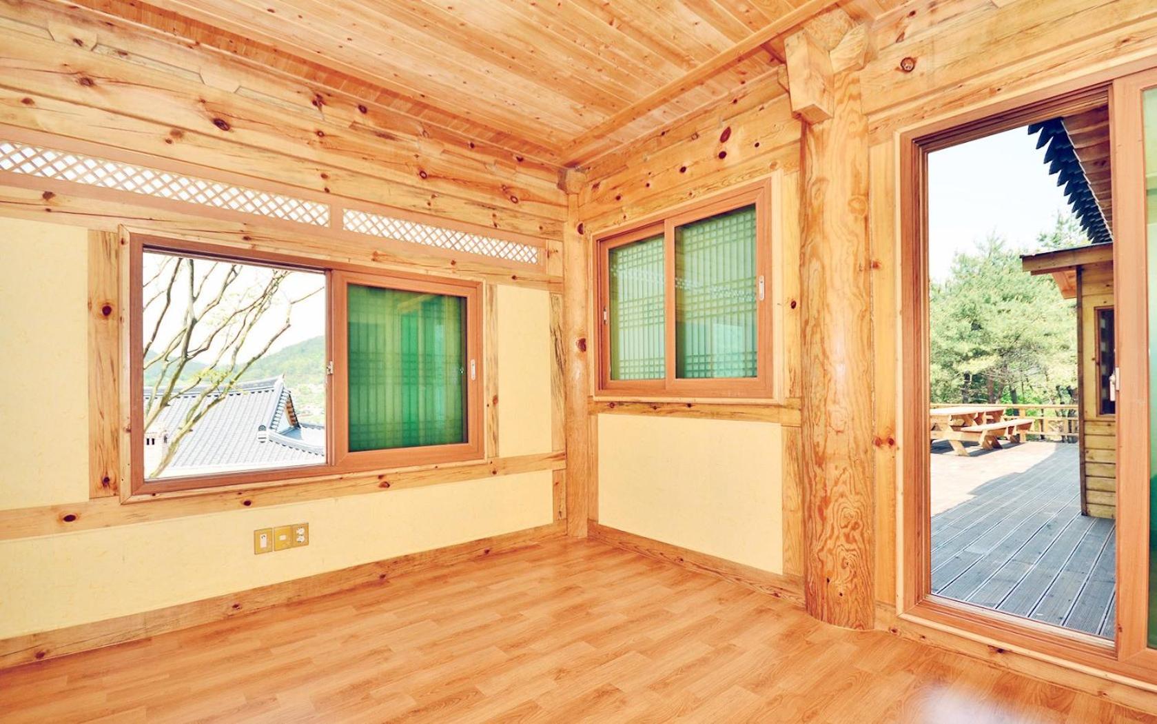 Family Room - Photo 1
