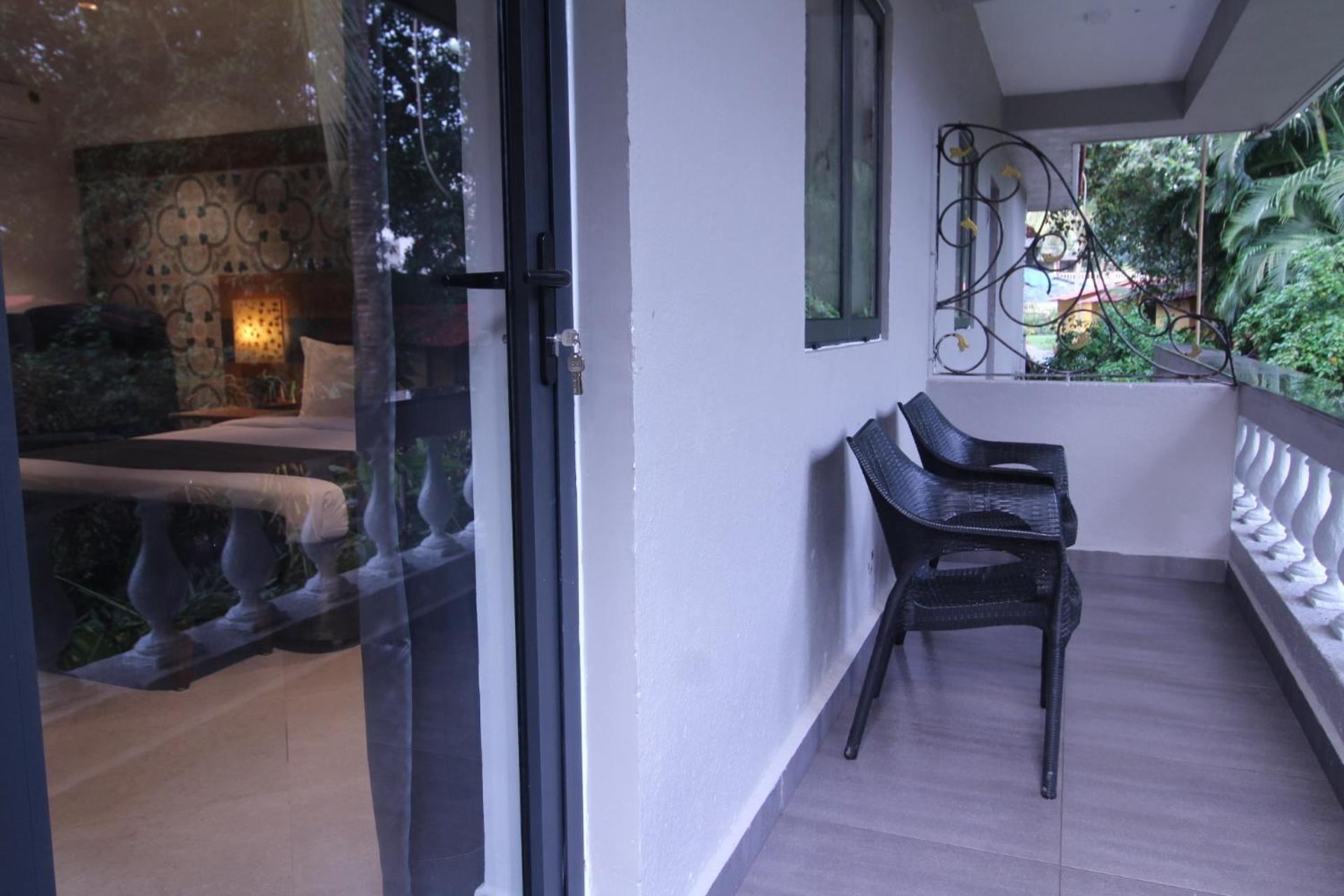 Family Room -  350mts from the beach front  photo 2