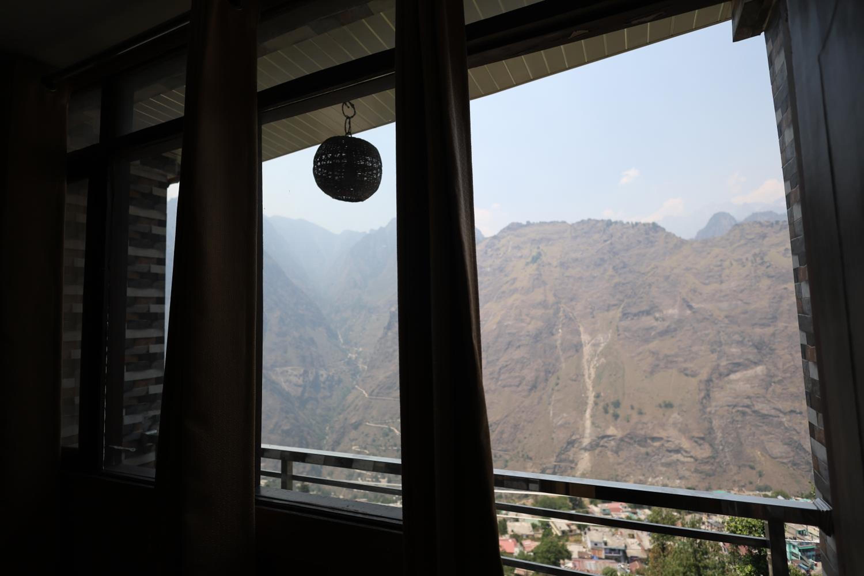 Deluxe Double Room with Balcony photo 2