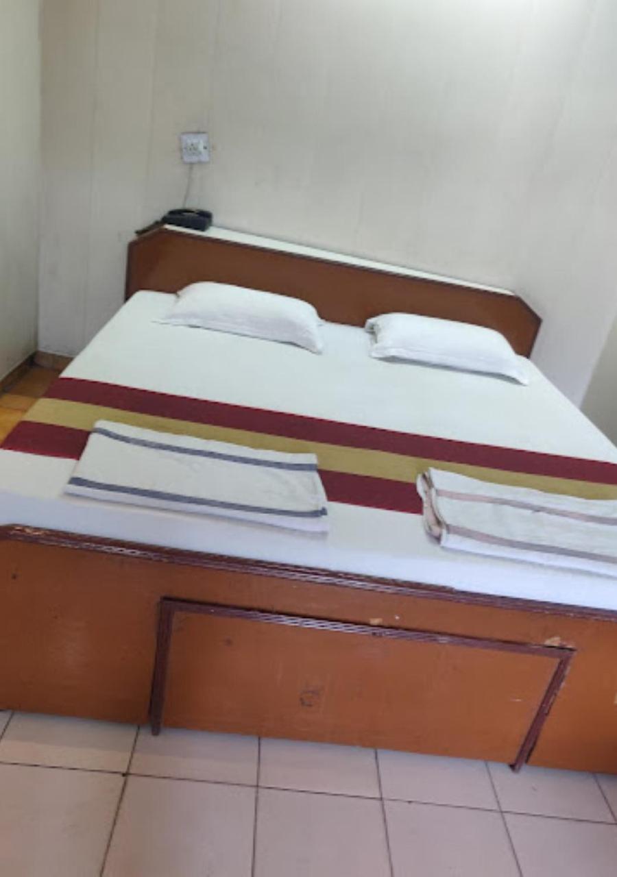 Double Room - Photo 7