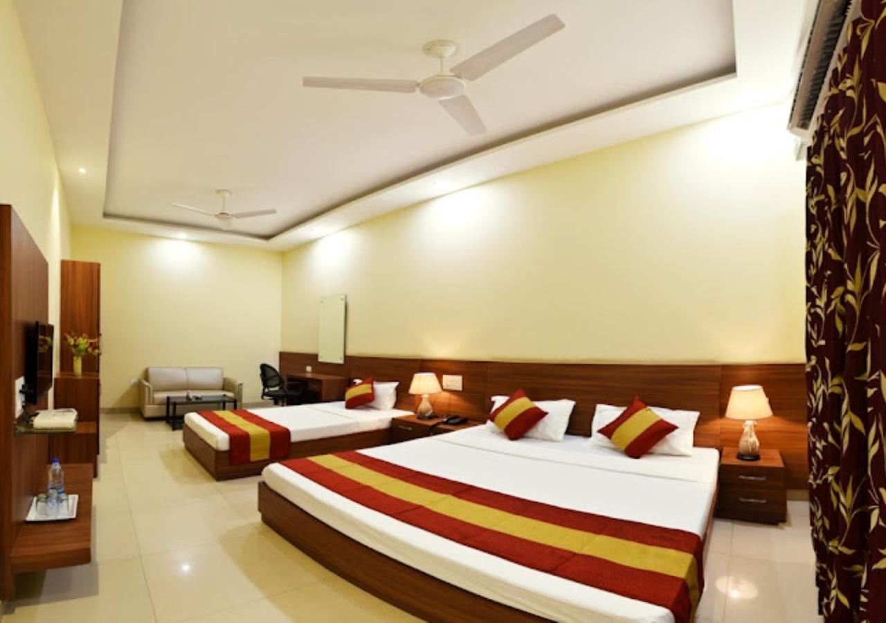 Deluxe Triple Room - Photo 4