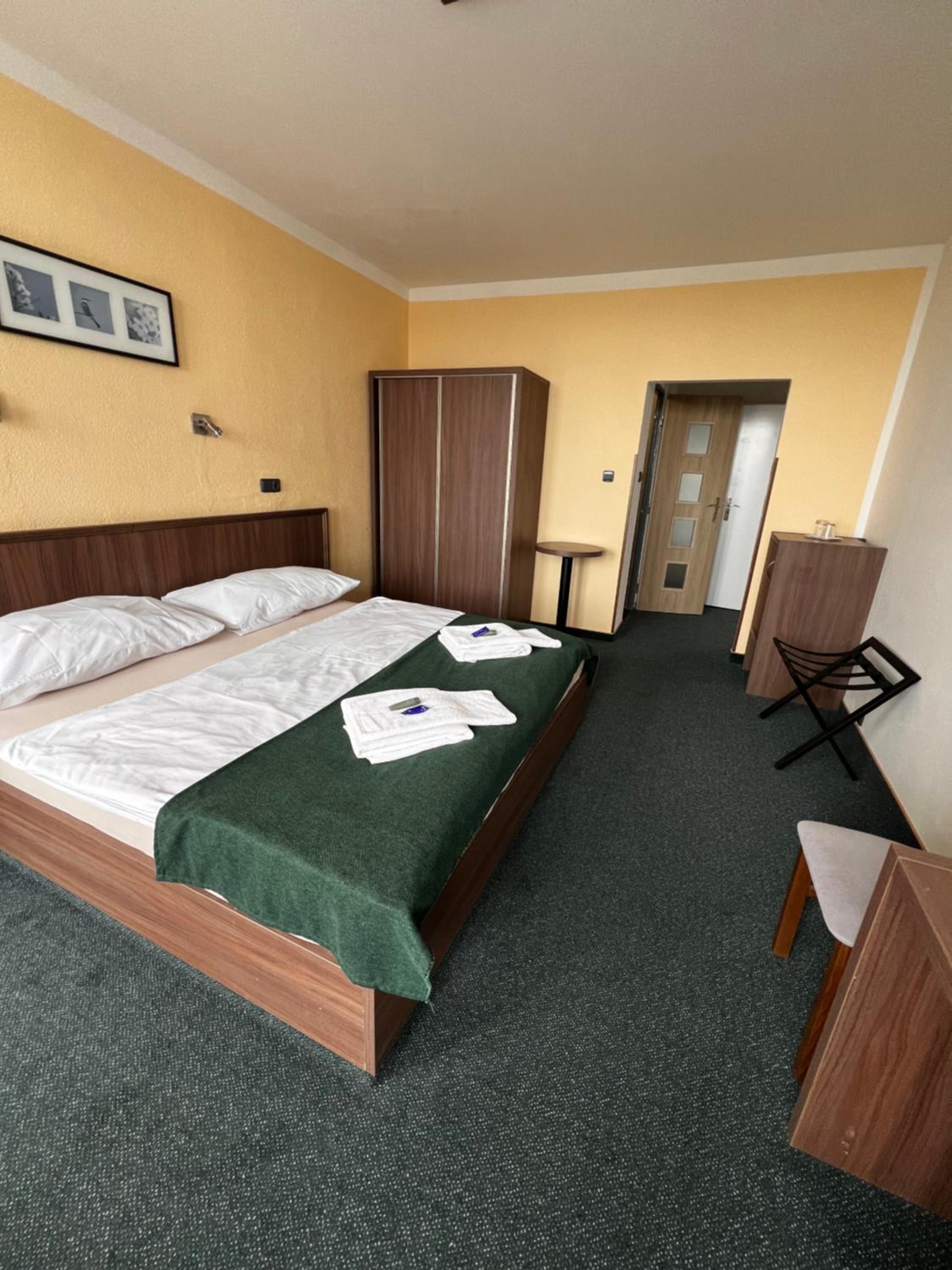 Double or Twin Room photo 1