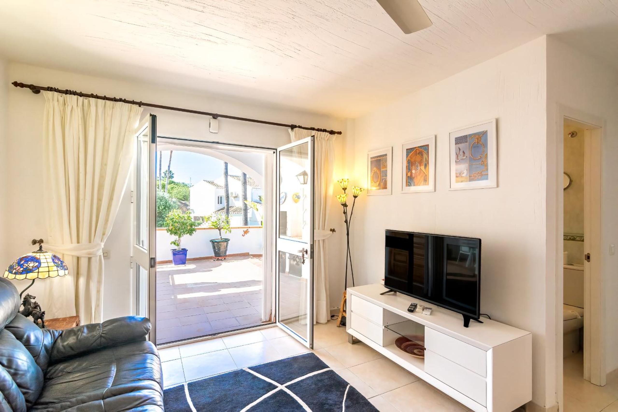 Apartamento de Dos Habitaciones con Terraza