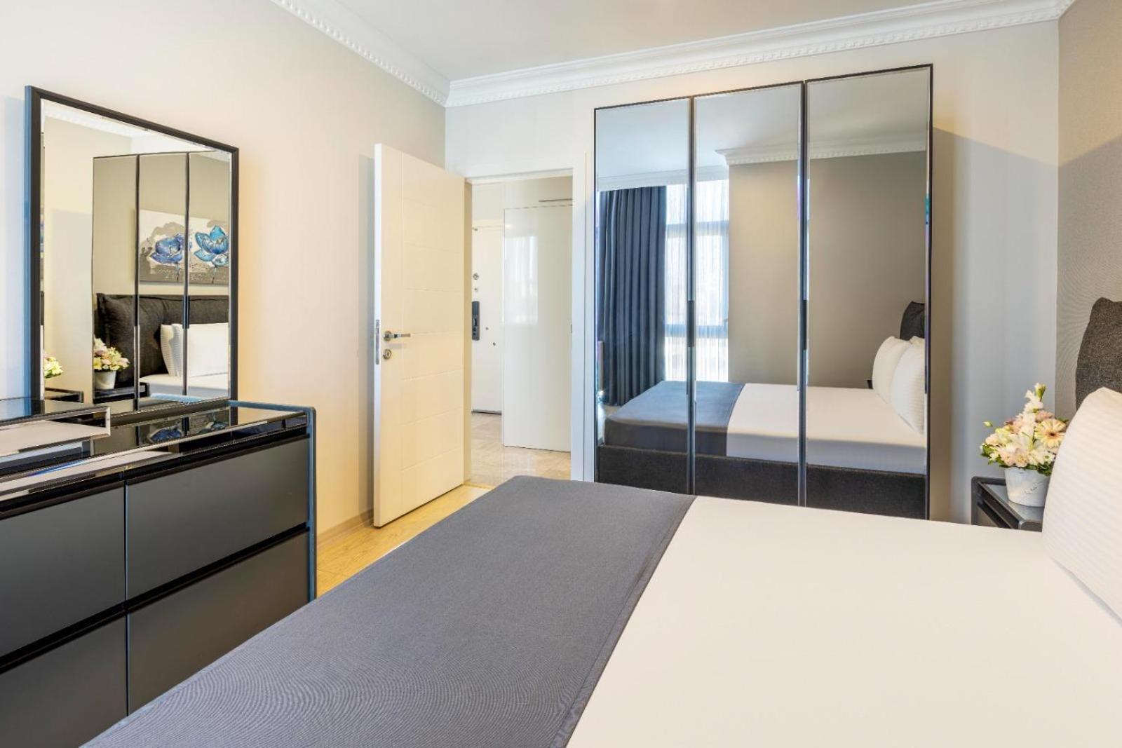  One Bedroom Apartment with City View photo 3