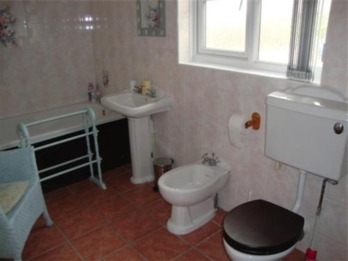Double Room with Private Bathroom photo 2