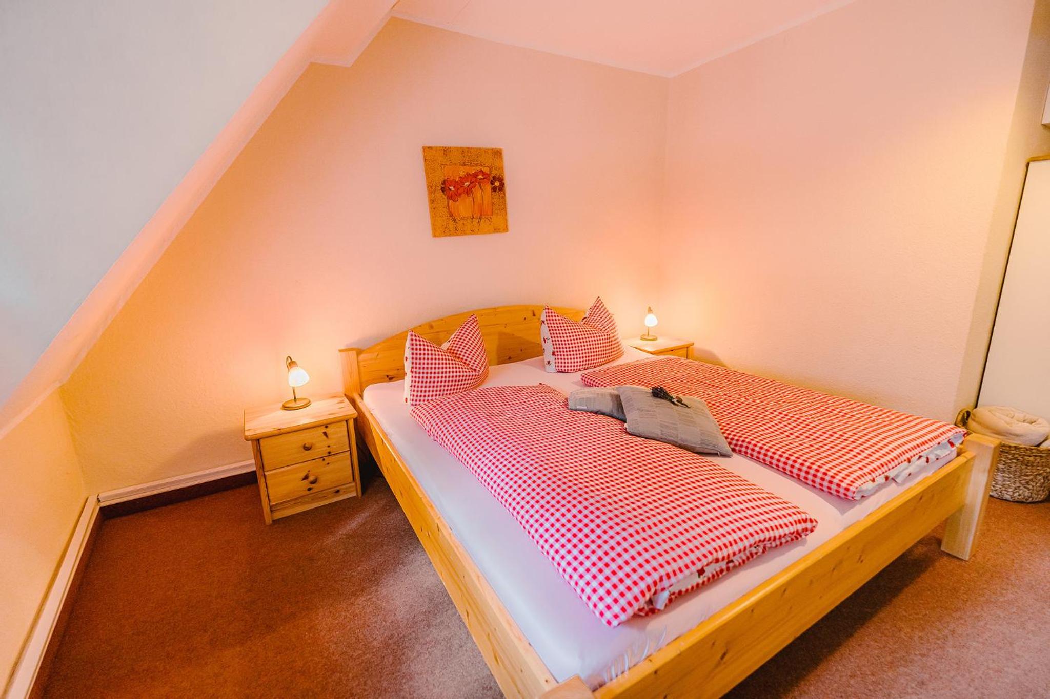 Double Room with Private Bathroom - Photo 3