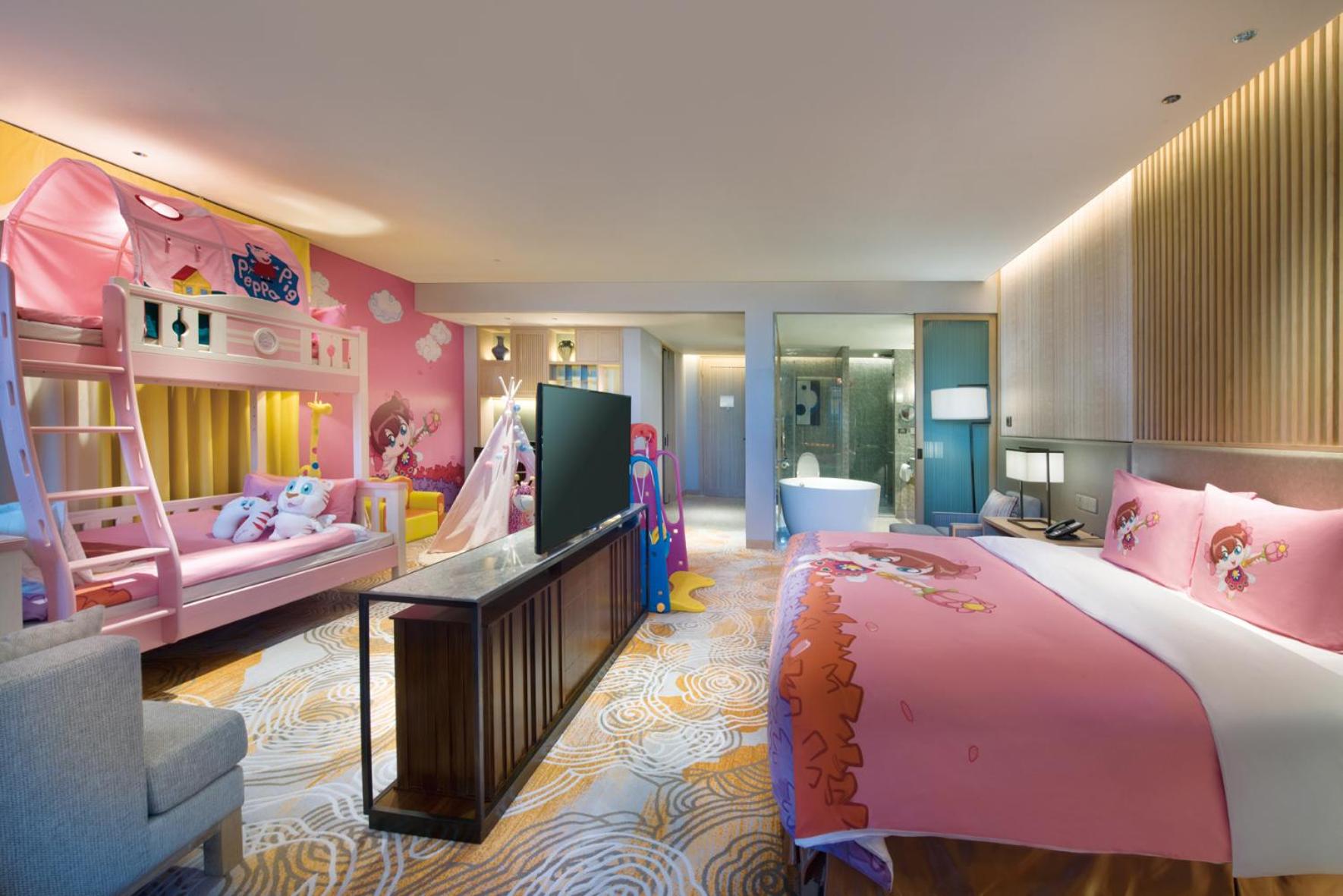 Premium King Room with One King Bed, One Bunk Bed and Lounge Access - Kids Theme