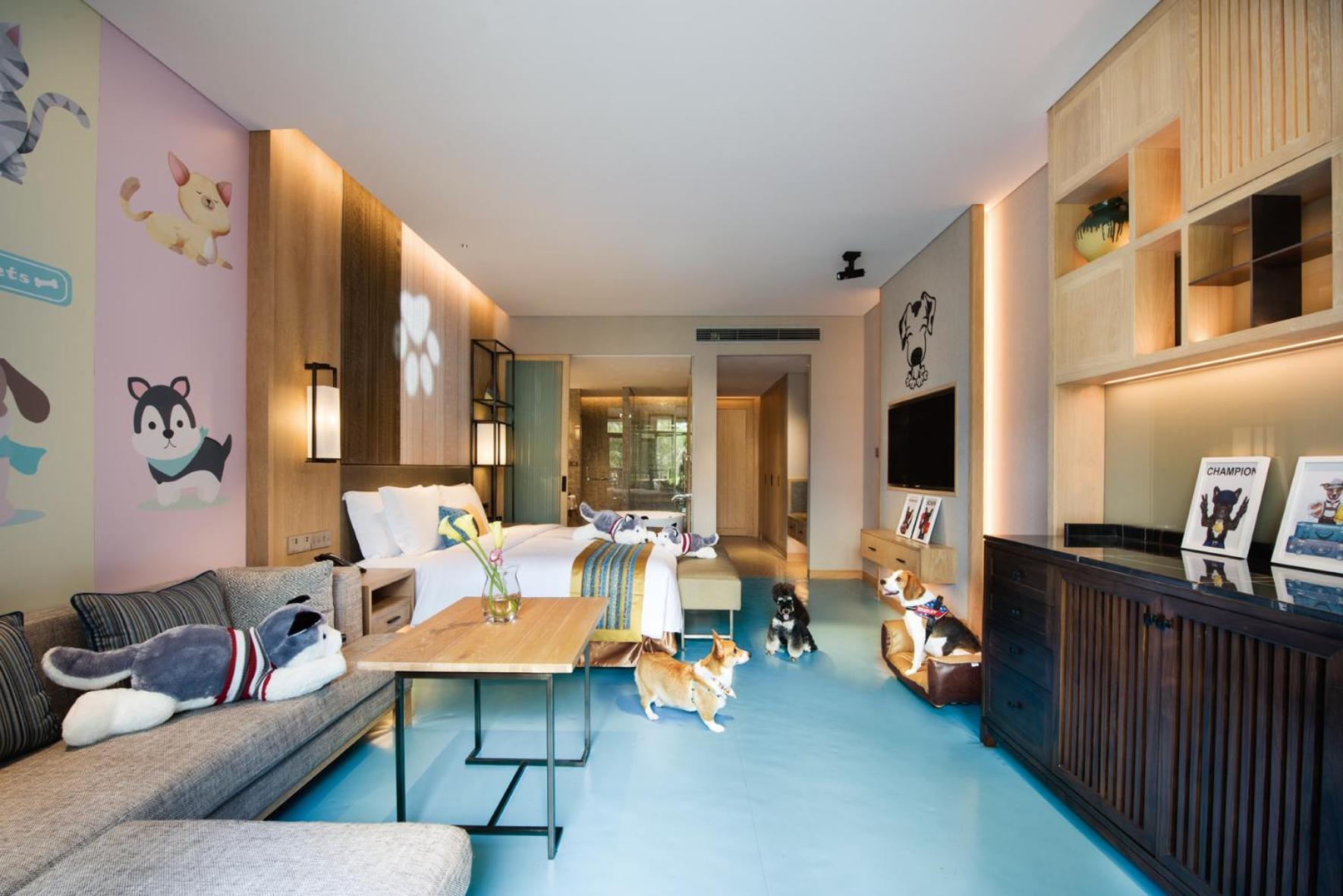 Standard Twin Room with Garden View