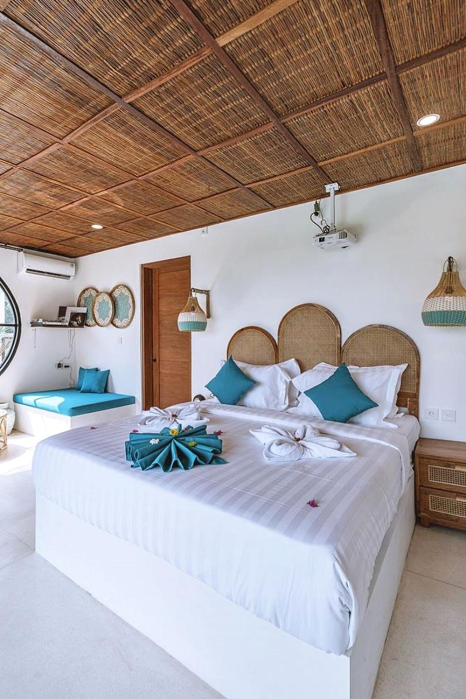 Villa with Private Pool photo 3