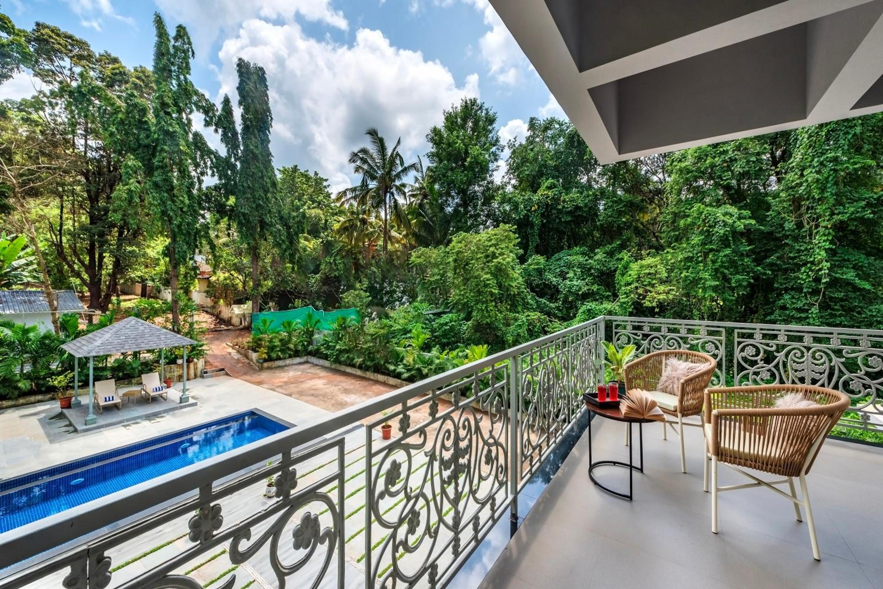 Three-Bedroom Villa photo 3