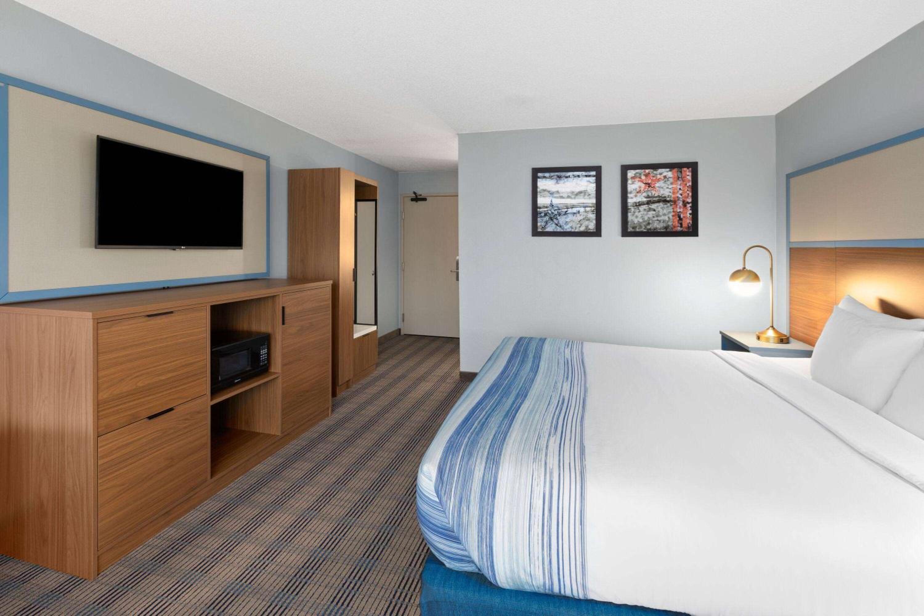 Executive King Room - Second Floor/Non-Smoking photo 2