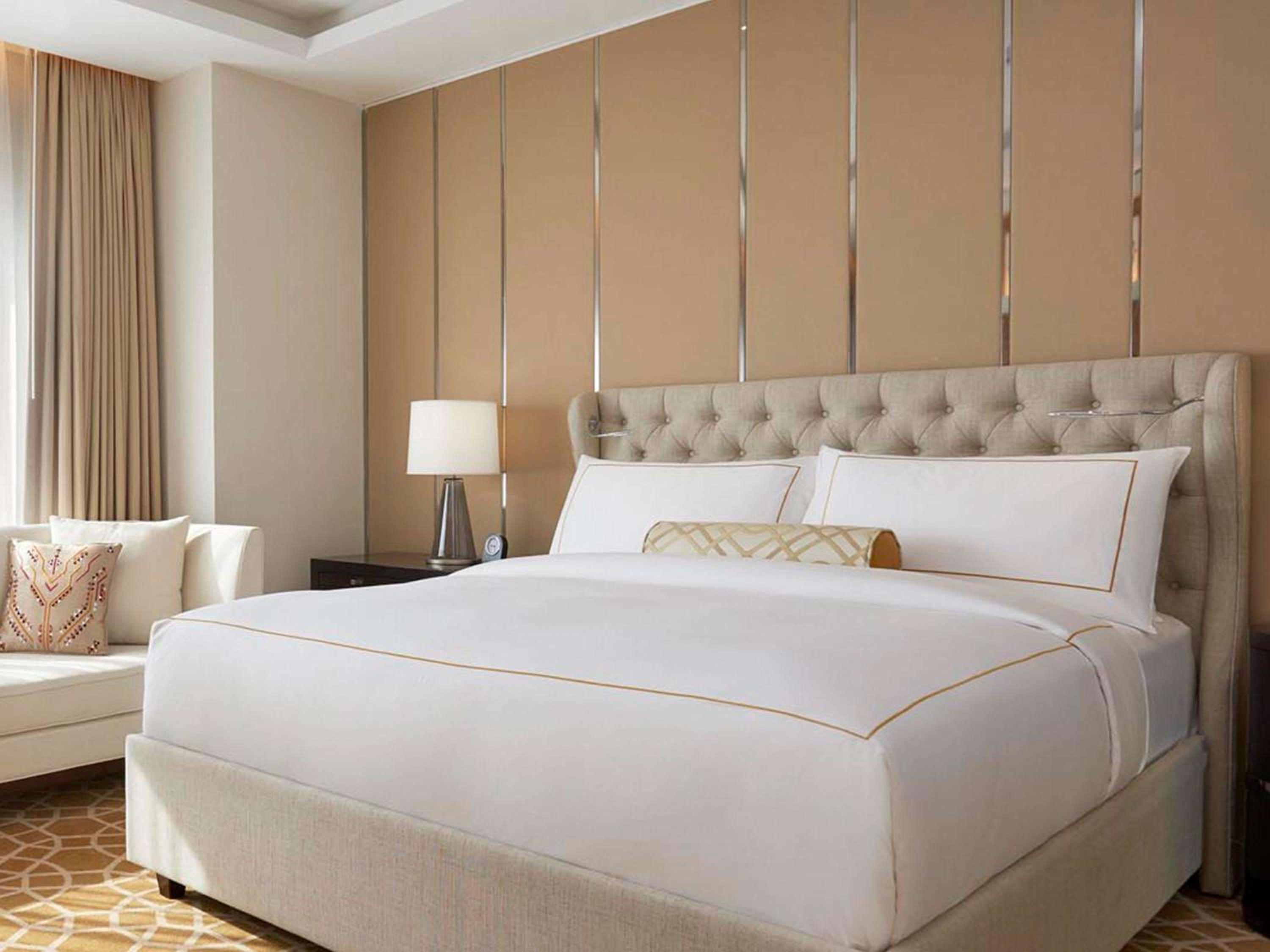 Deluxe Queen Room with Two Queen Beds Smoking