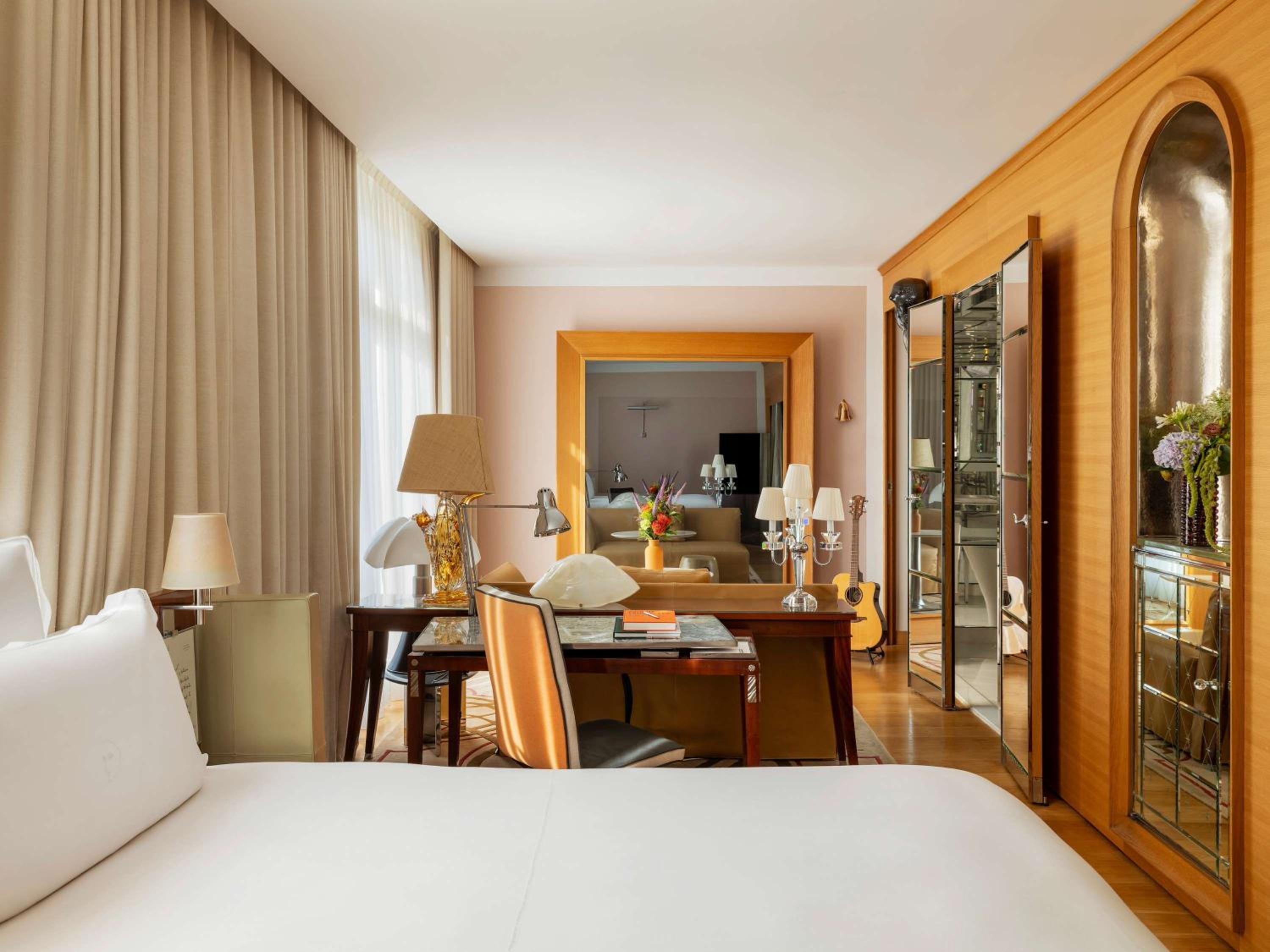 Executive Room