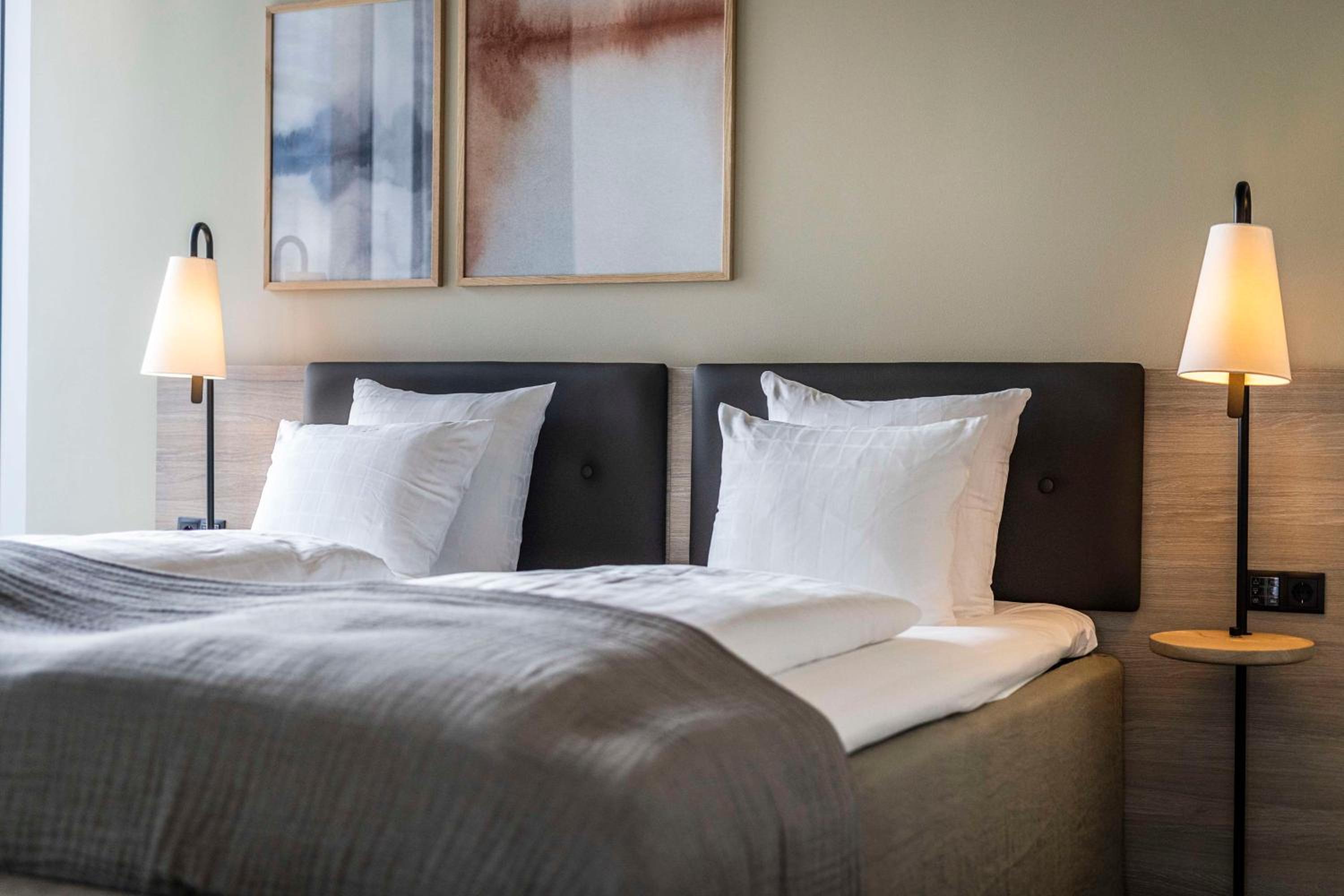 Executive Suite - Wellness and pool access excluded