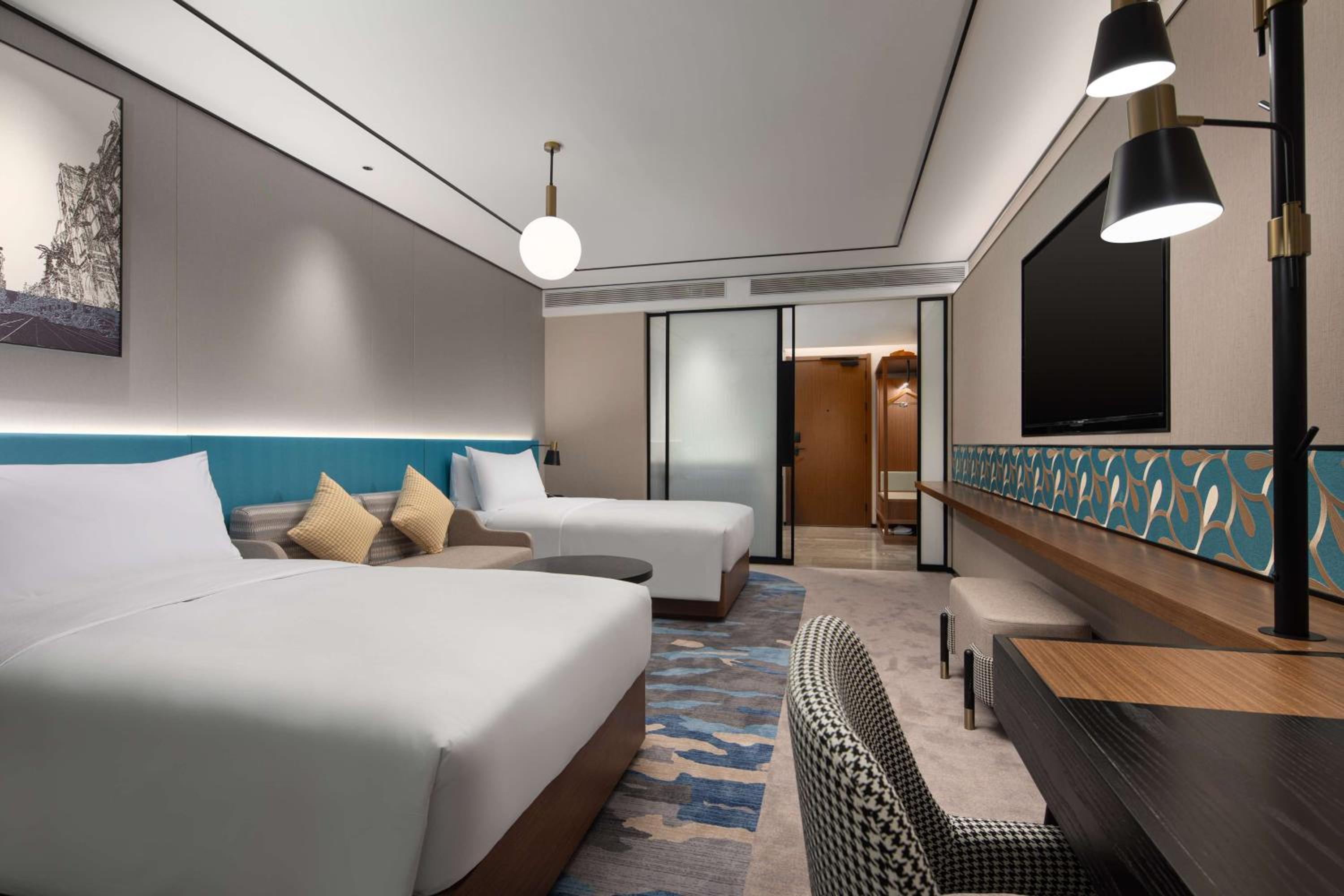 Twin Room - High Floor photo 1