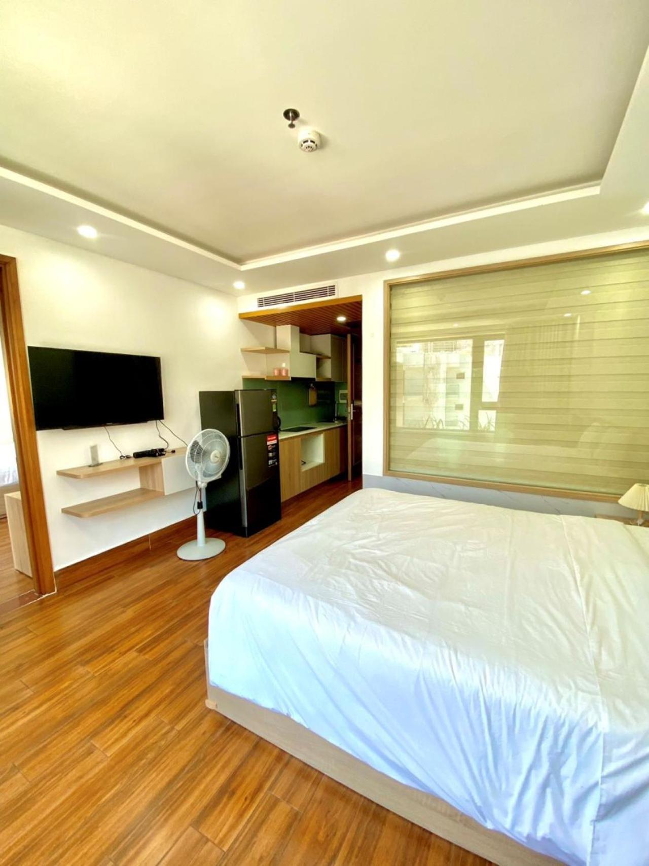 Two-Bedroom Apartment With Balcony