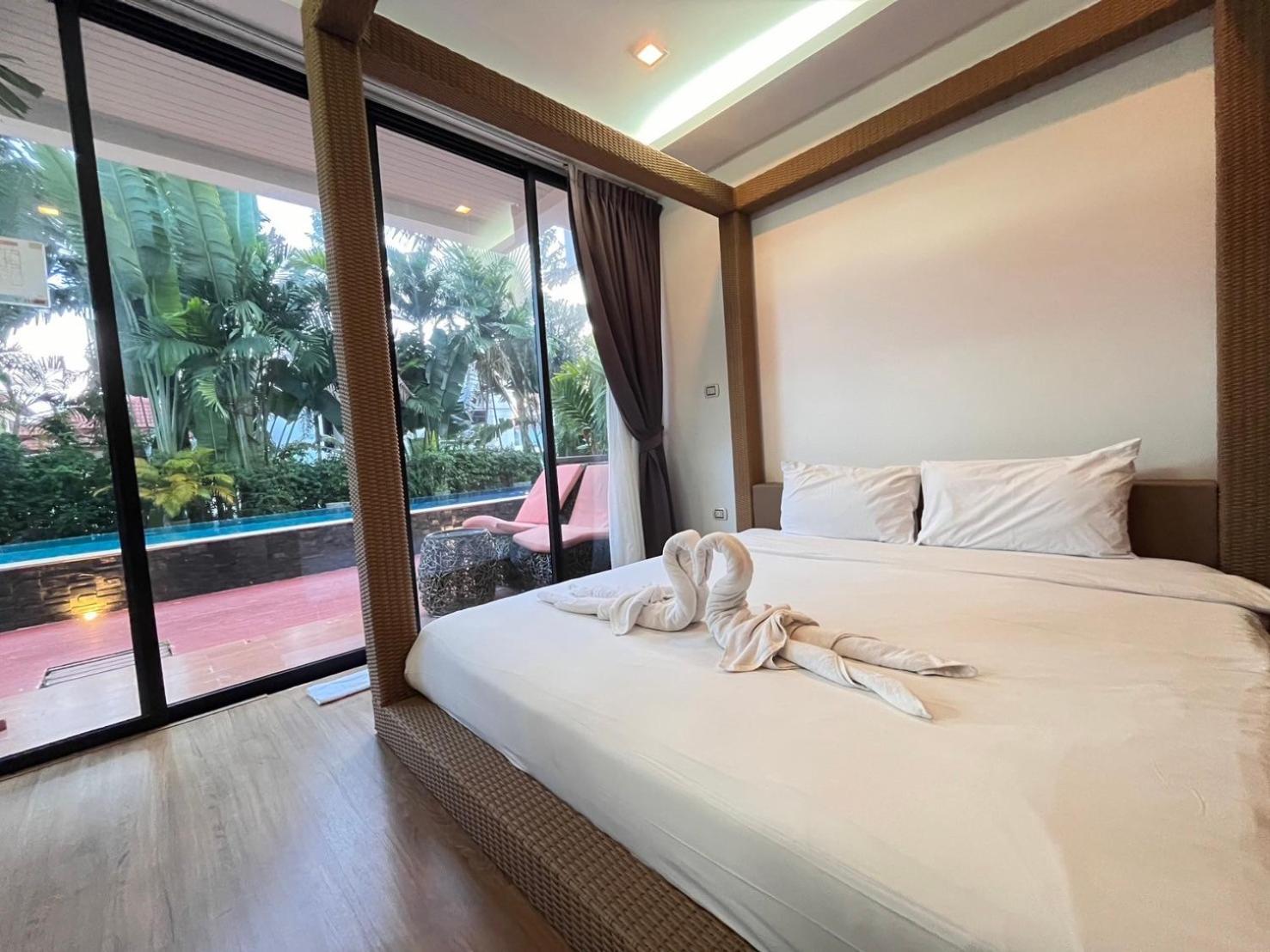 Deluxe Double or Twin Room with Pool Access - Photo 2