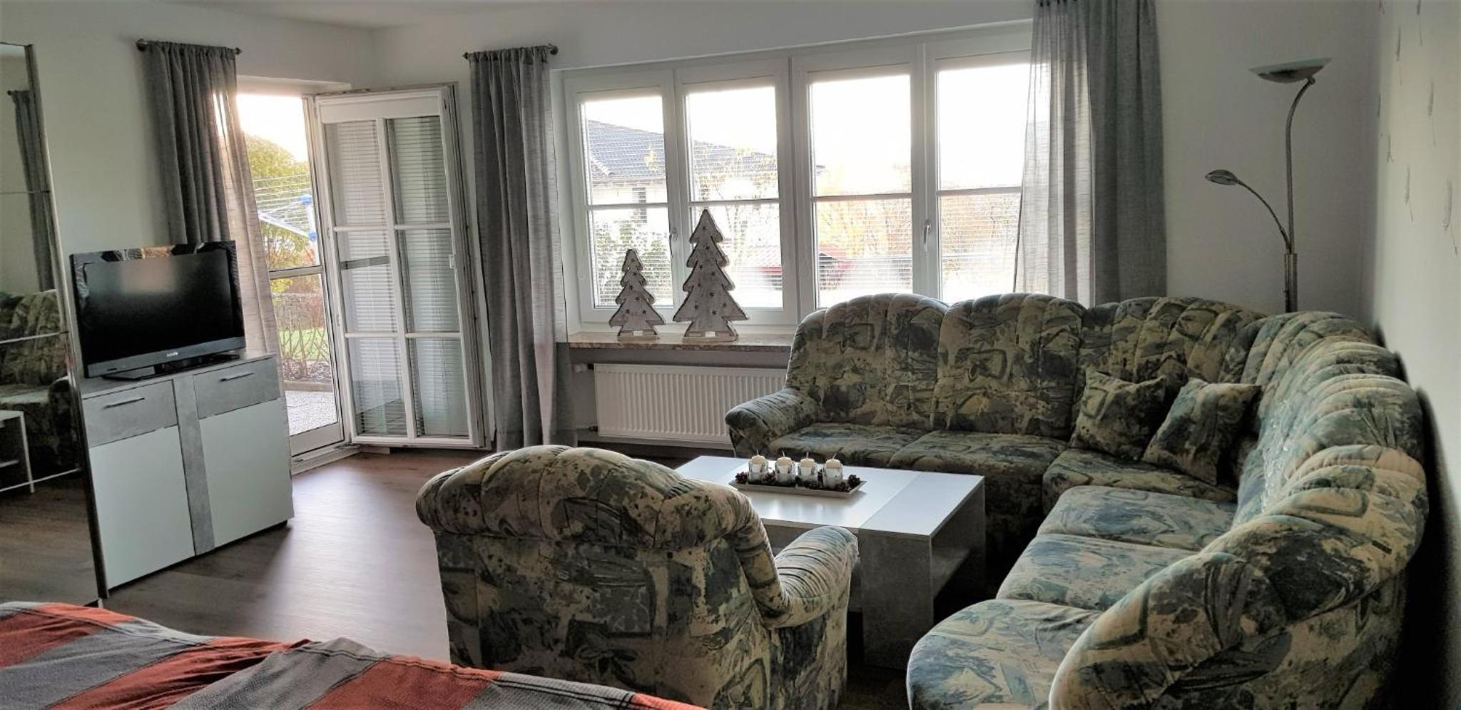 Three-Bedroom Apartment with Mountain View