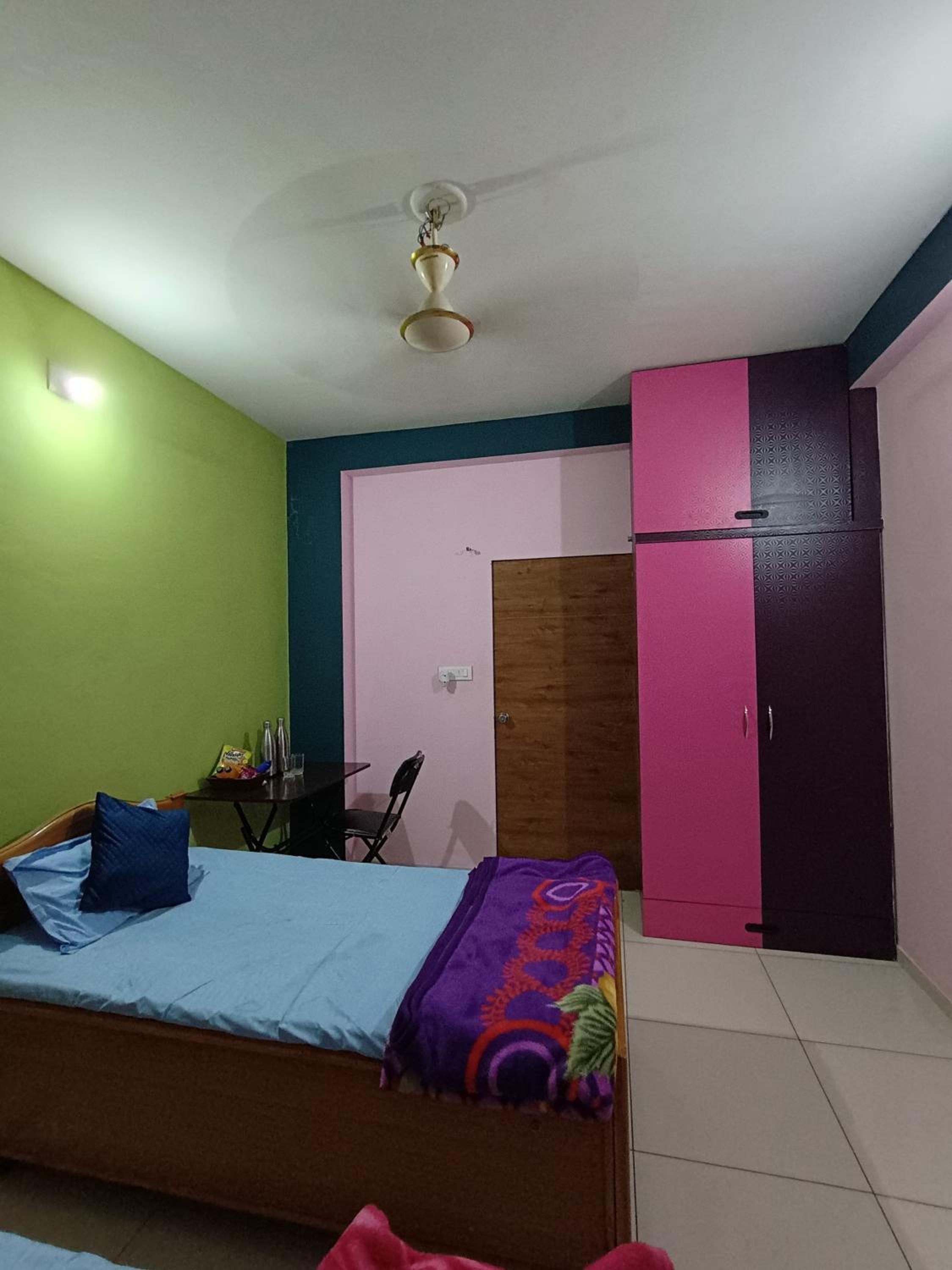 Double Or Twin Room With Private Bathroom photo 3