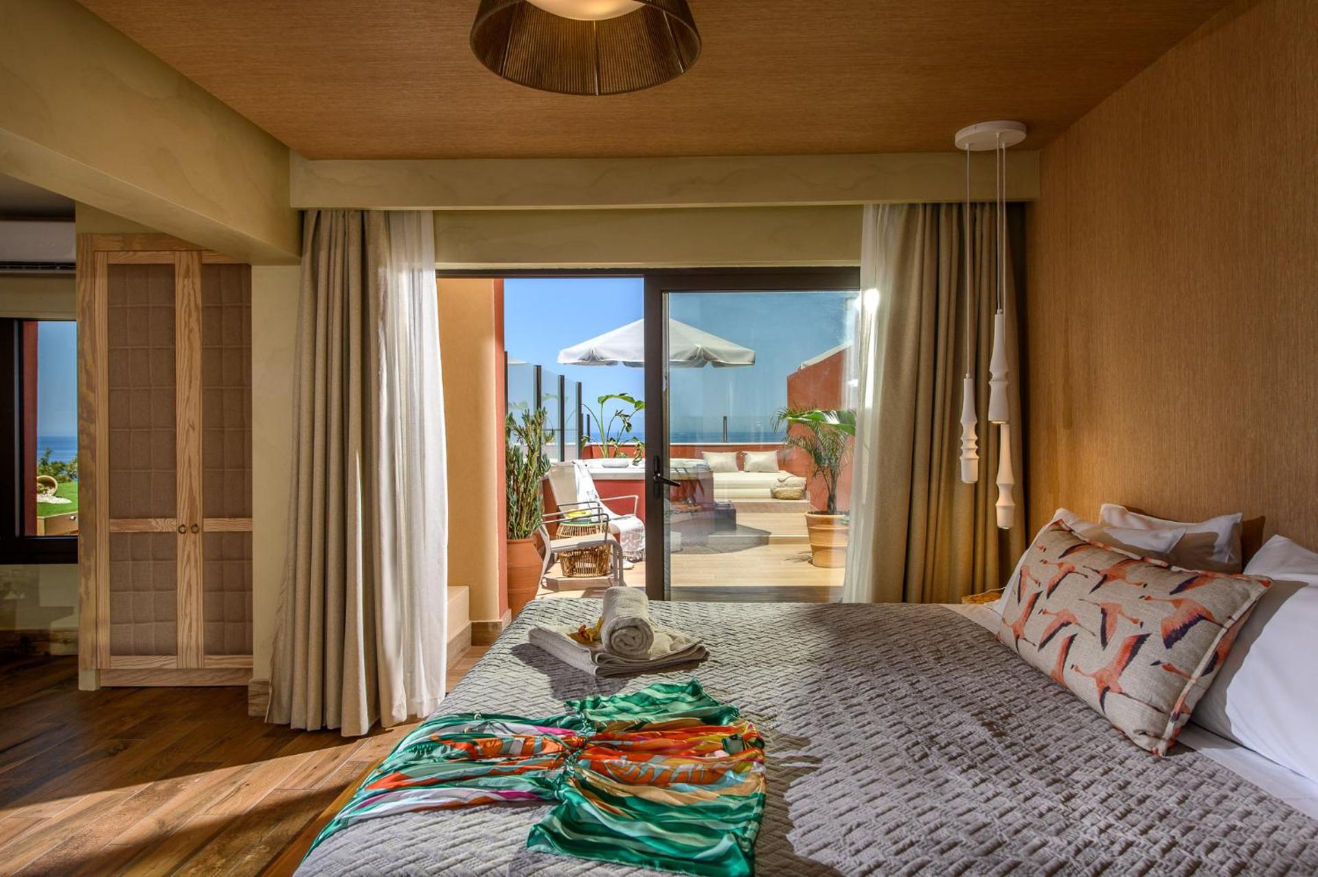 Elite Suite Sea View Outdoor Jacuzzi - Photo 7