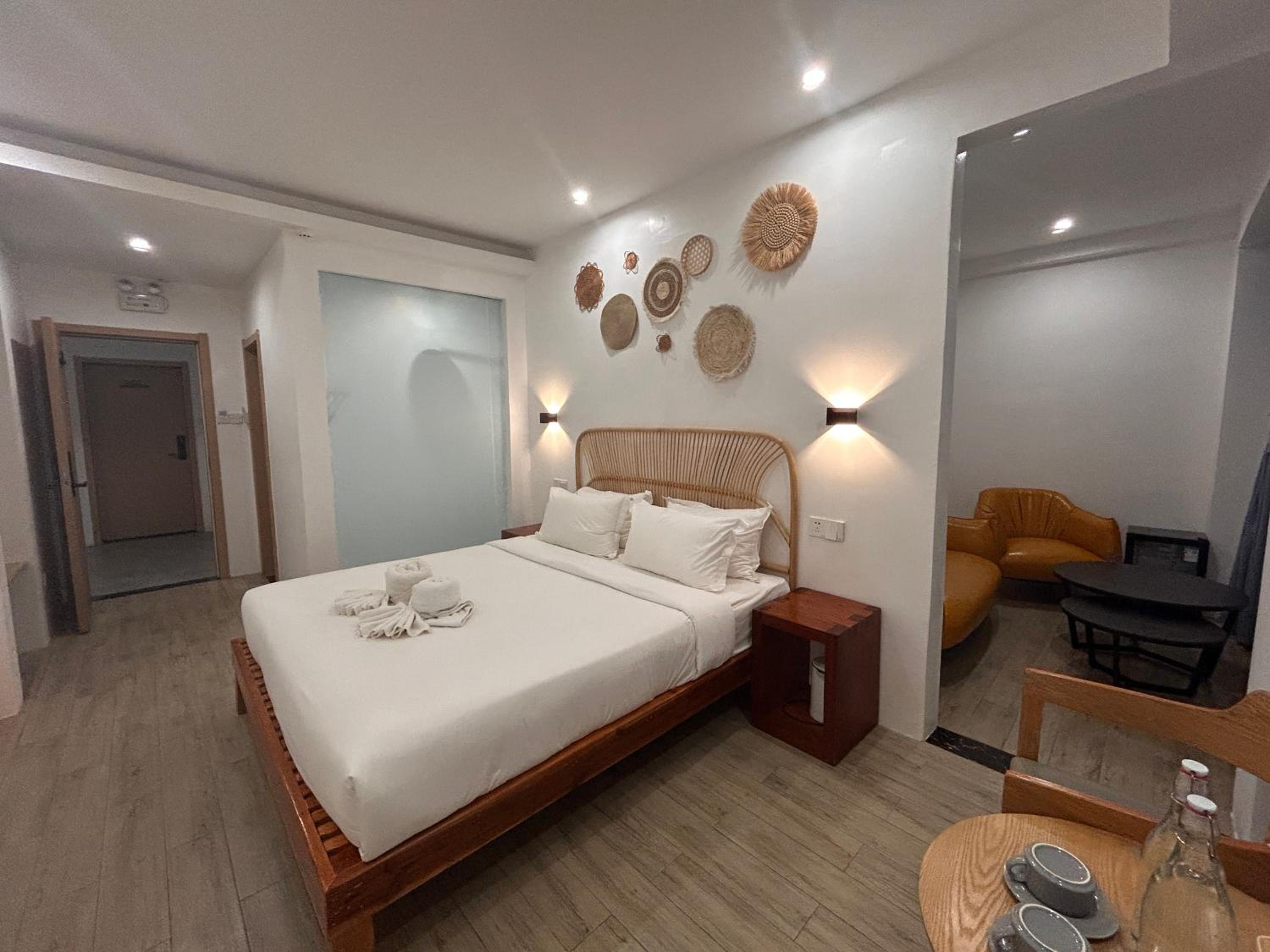 Suite - Photo 2