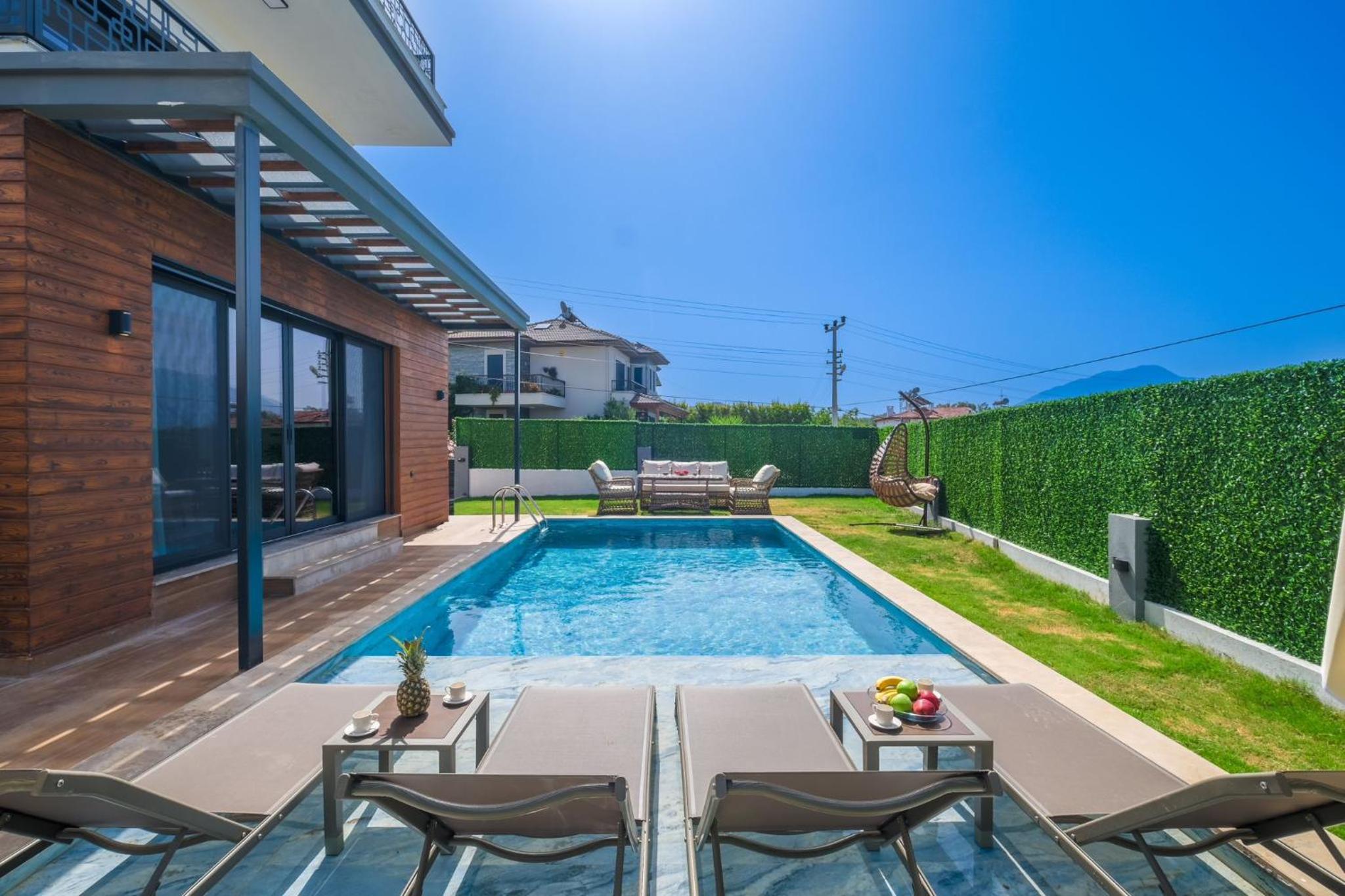Villa photo 2